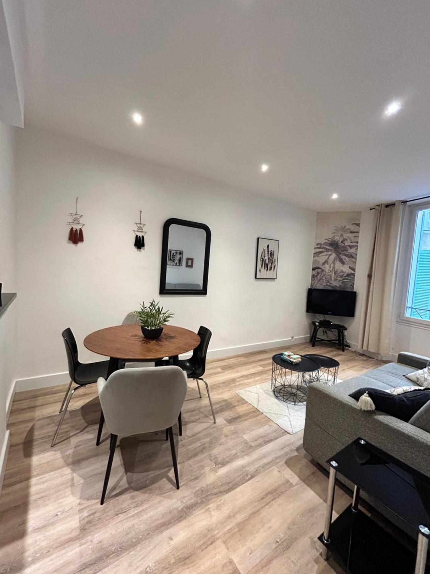 Apartment 2p Renove En 2025 -cannes Centre- Palais Des Festivals - *