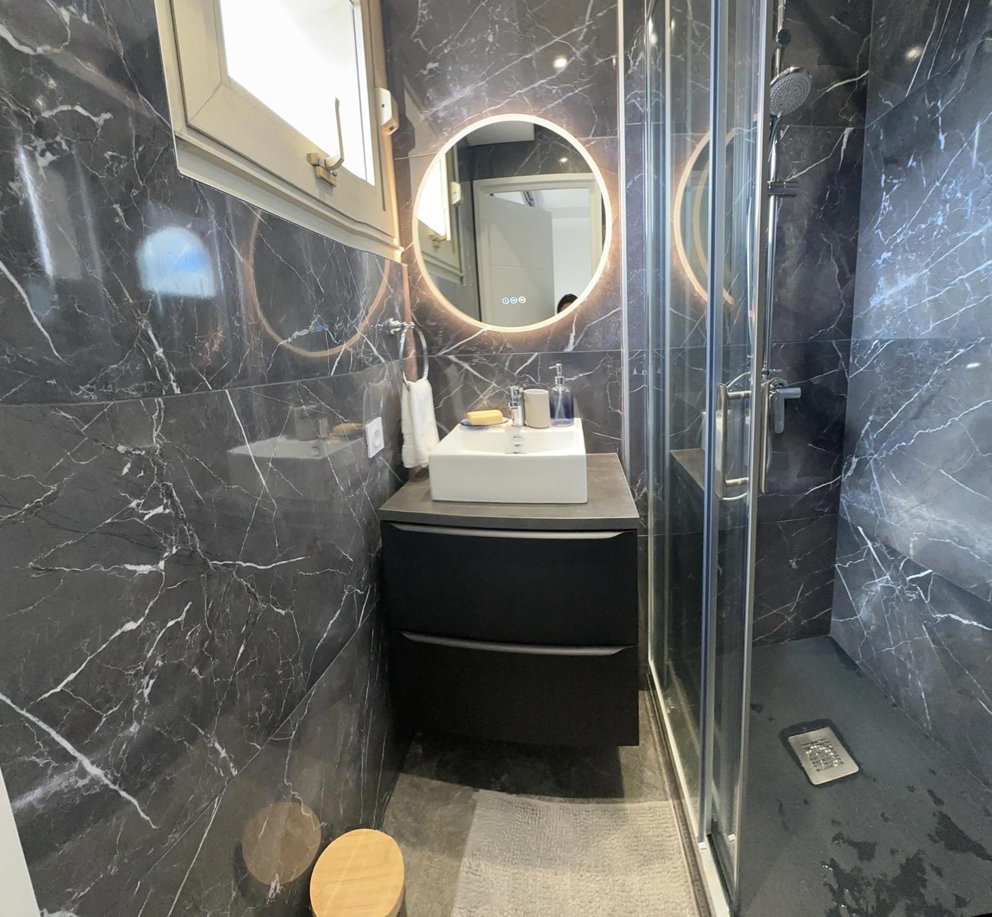 Apartment Luxueux 110m Colle Au Prestigieux Le Martinez Cannes