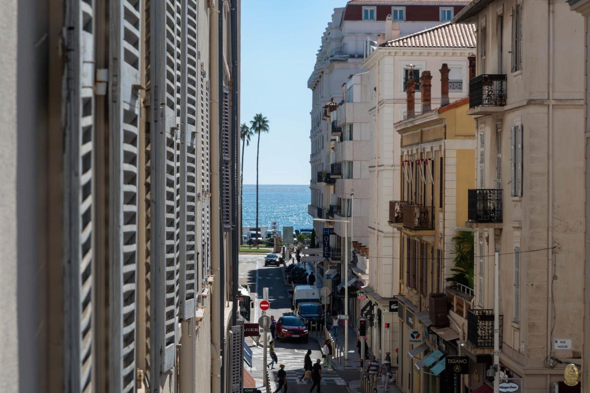 Downtown Walk To Beaches And Croisette Apartment Cannes