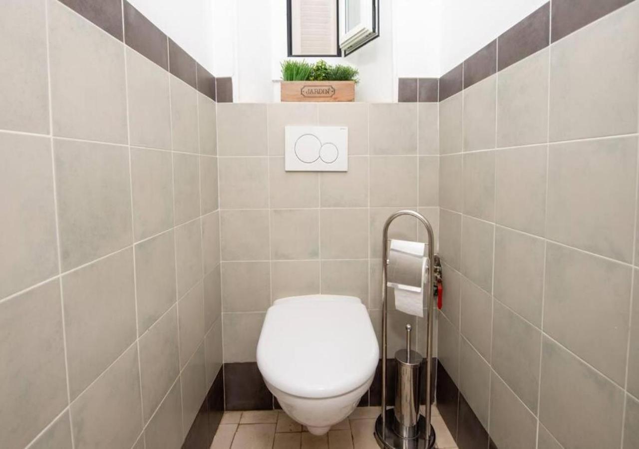 Apartment Holidays - Charmant, Authentique, 3 Chambres, Calme, Palais & Cannes
