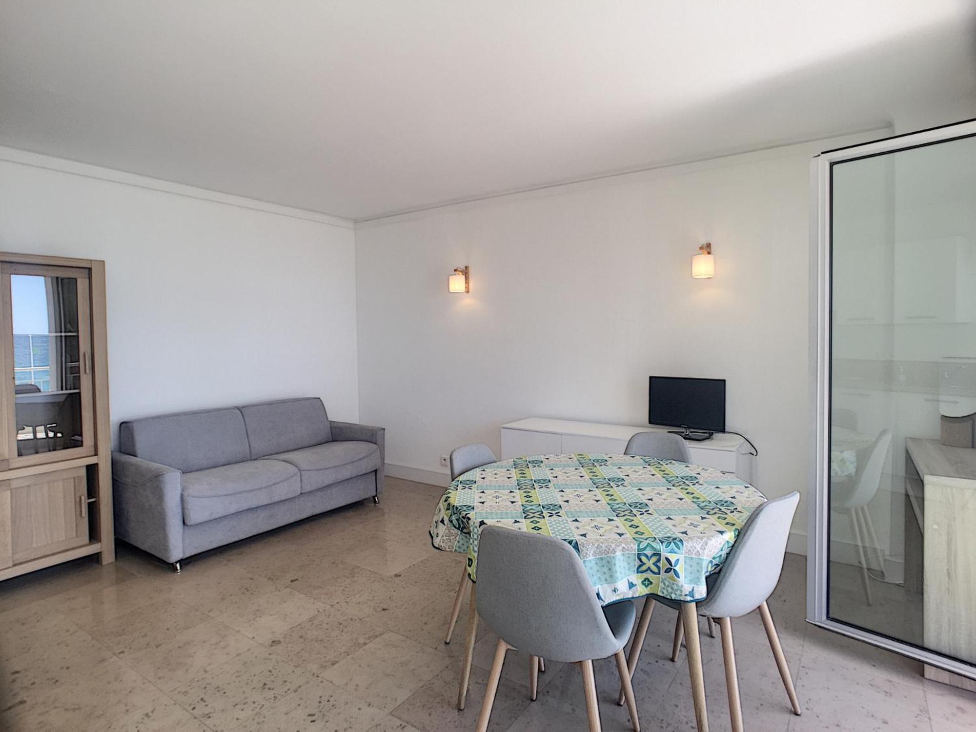 Font De Mer, Balcon, Face Plages 266l Lebl Cannes