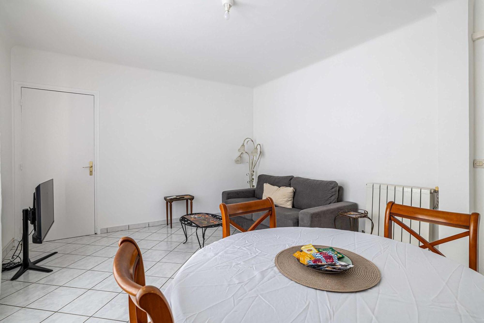 Apartment Le Connemarra Avec Balcon, Lumineux Et Calme A Cote Du Centre