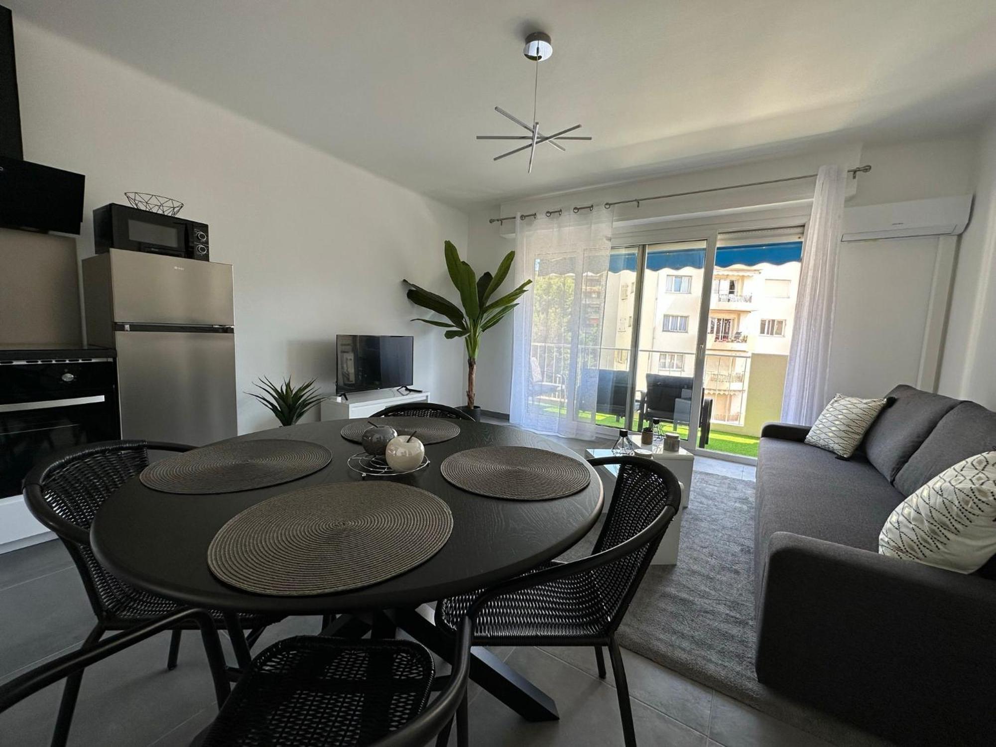 Cosy A 2 Pas De La Croisette * Cannes