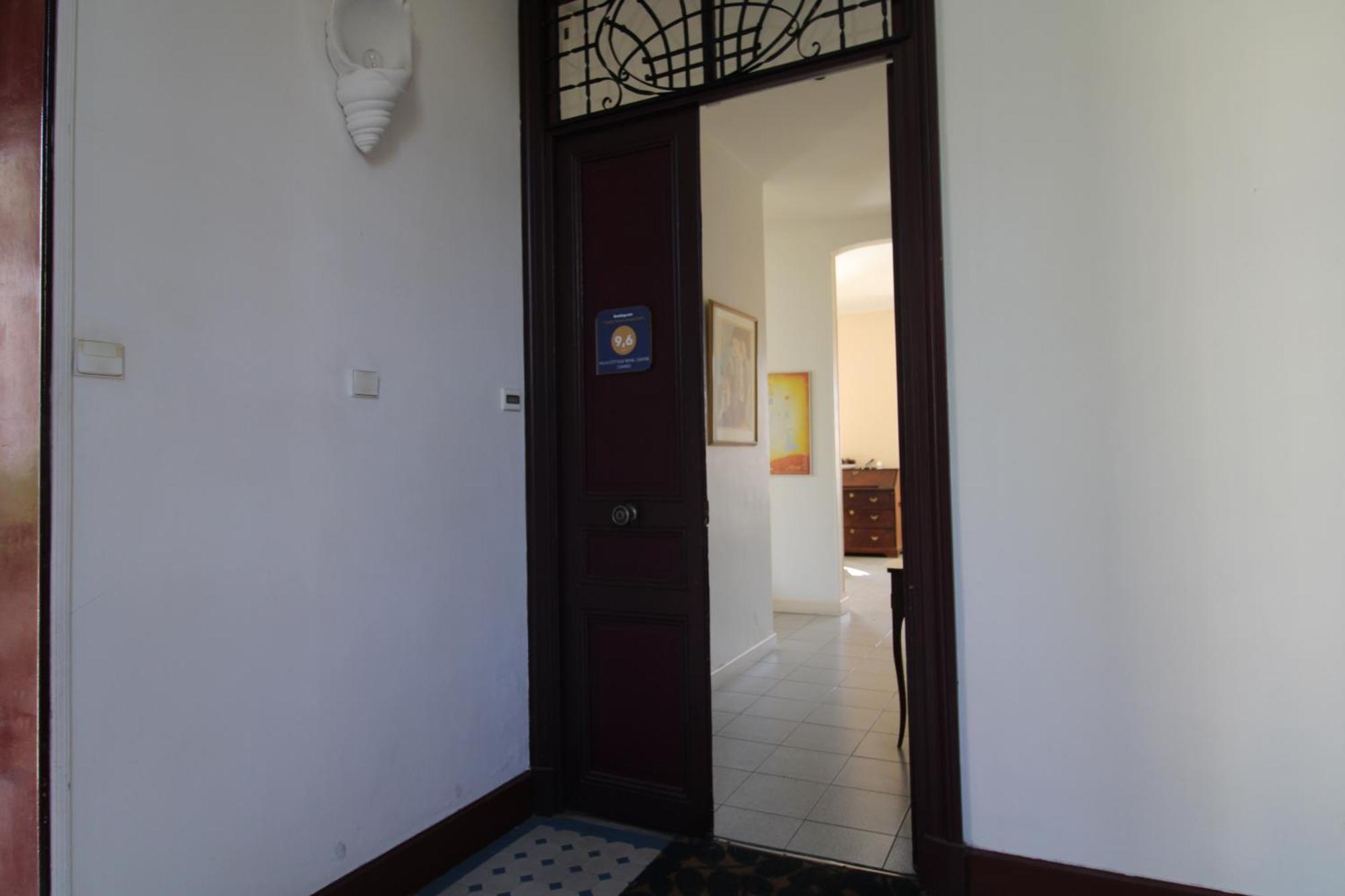 Appartement Reine, Rc Jardin *