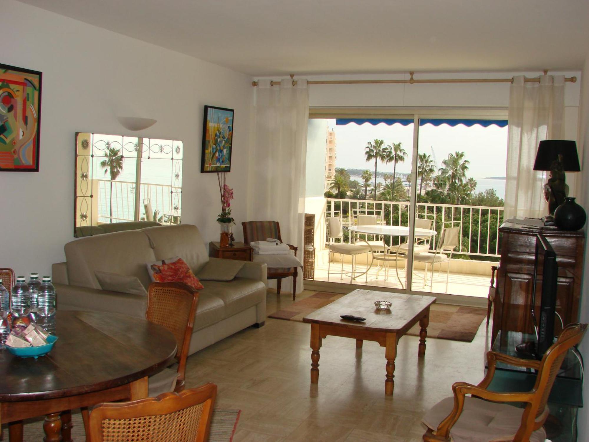 Apartment Sea View *