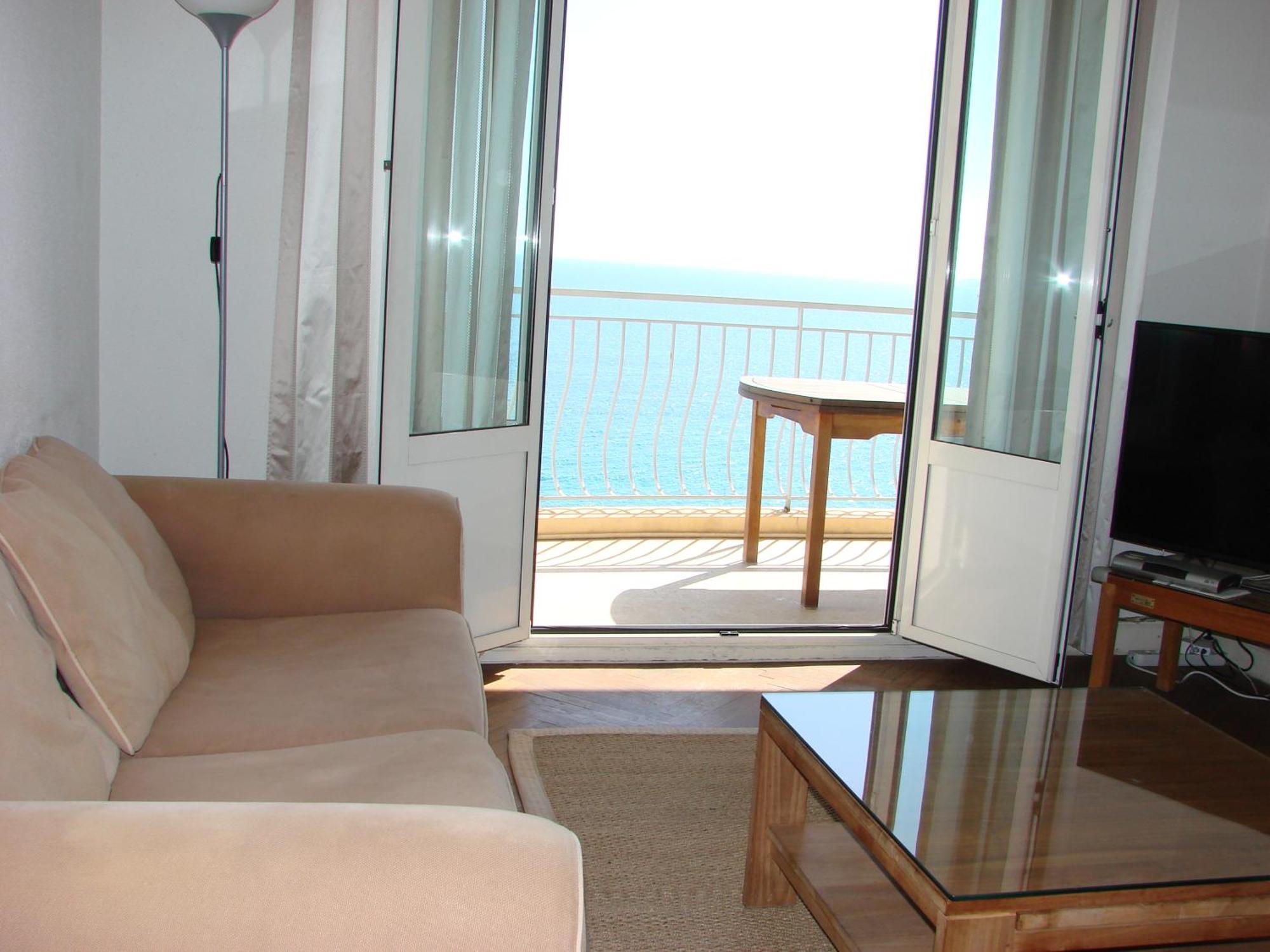 Sea View Apartment Cannes