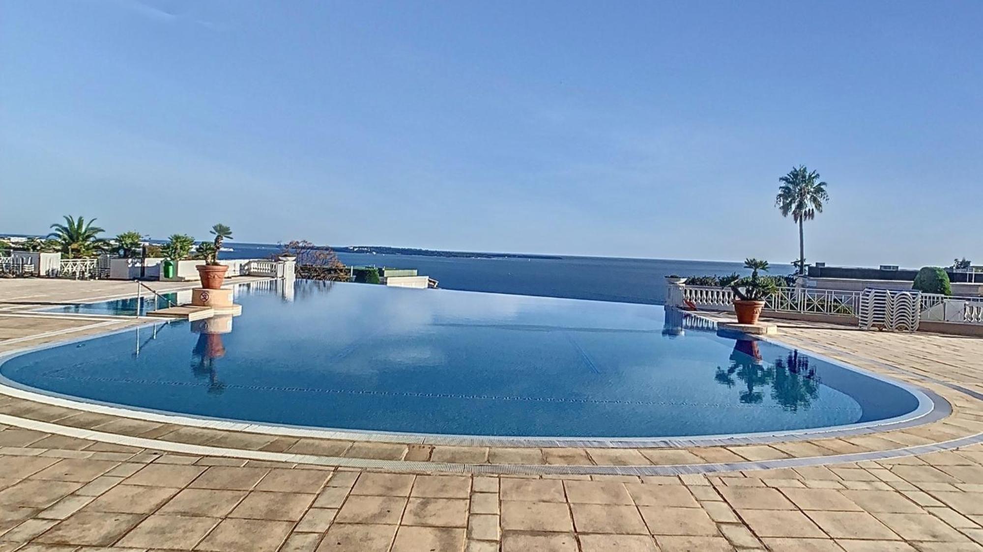 Francia - T2 30m2 - Piscine - Vue Apartment *
