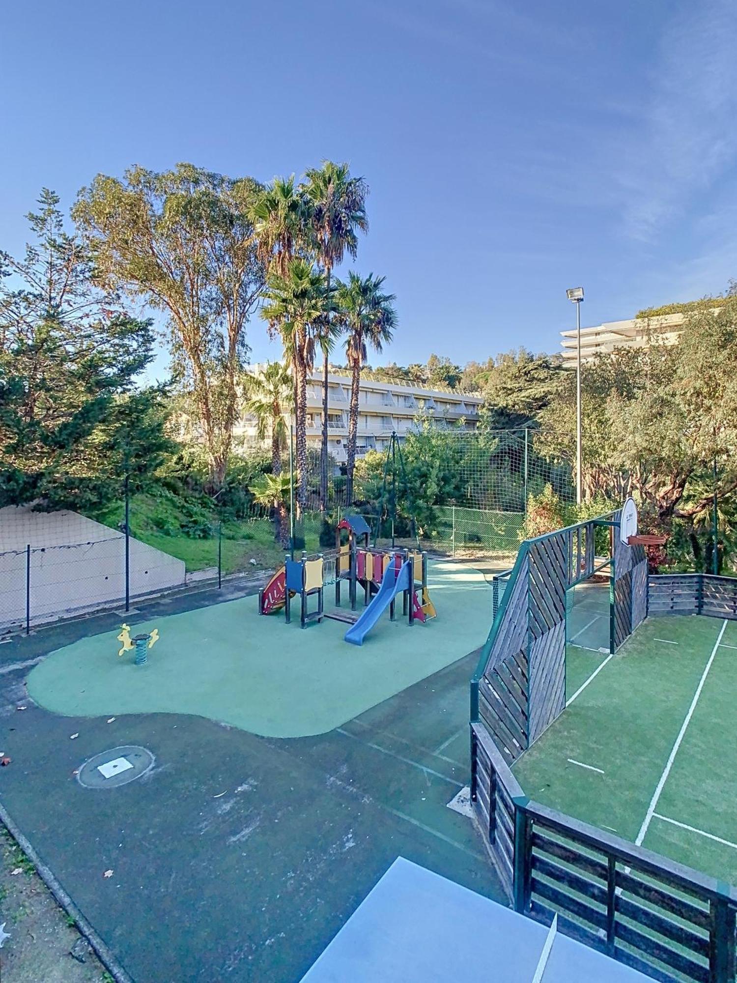 Francia - T2 30m2 - Piscine - Vue * Cannes