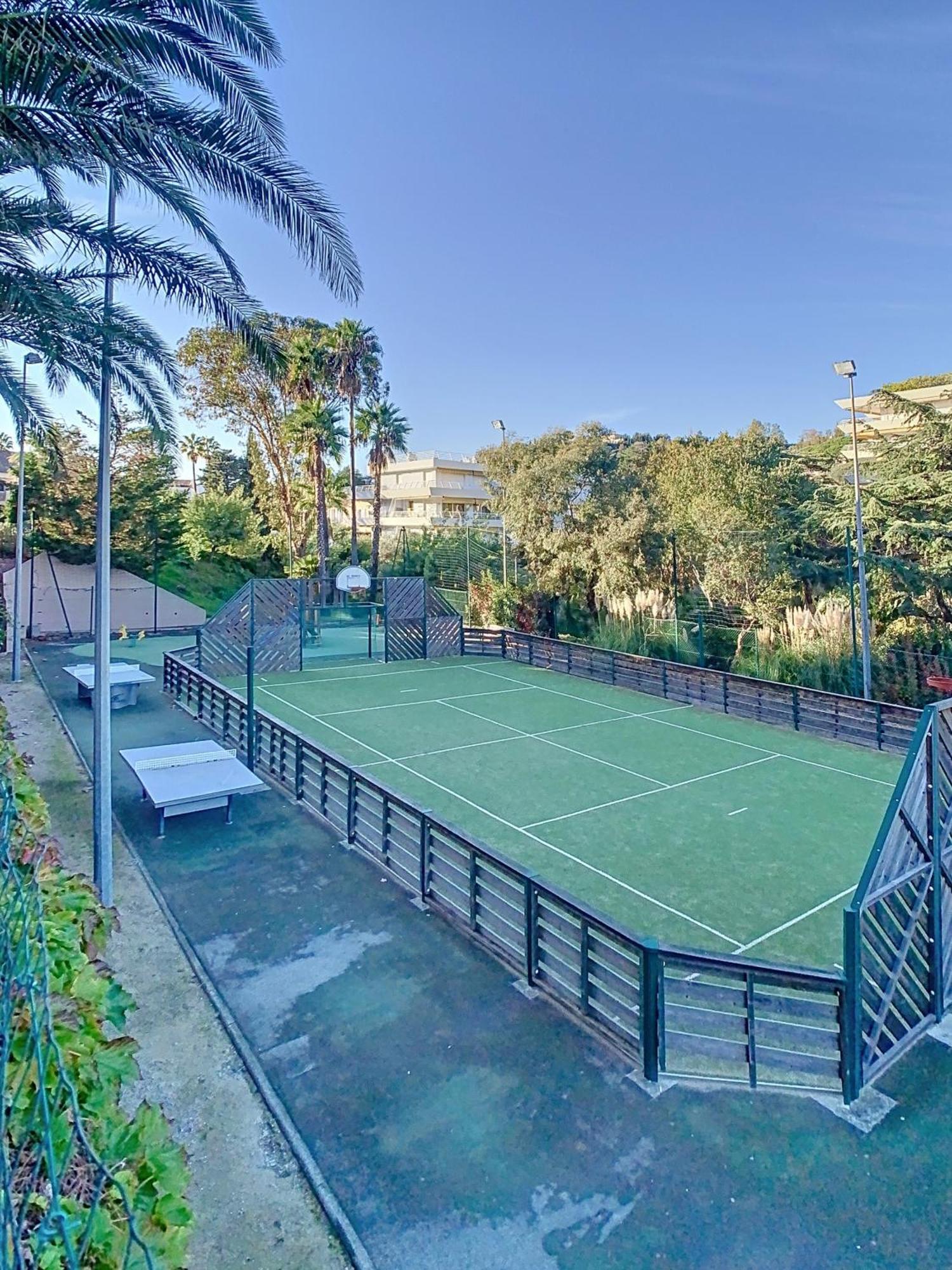 Francia - T2 30m2 - Piscine - Vue Cannes