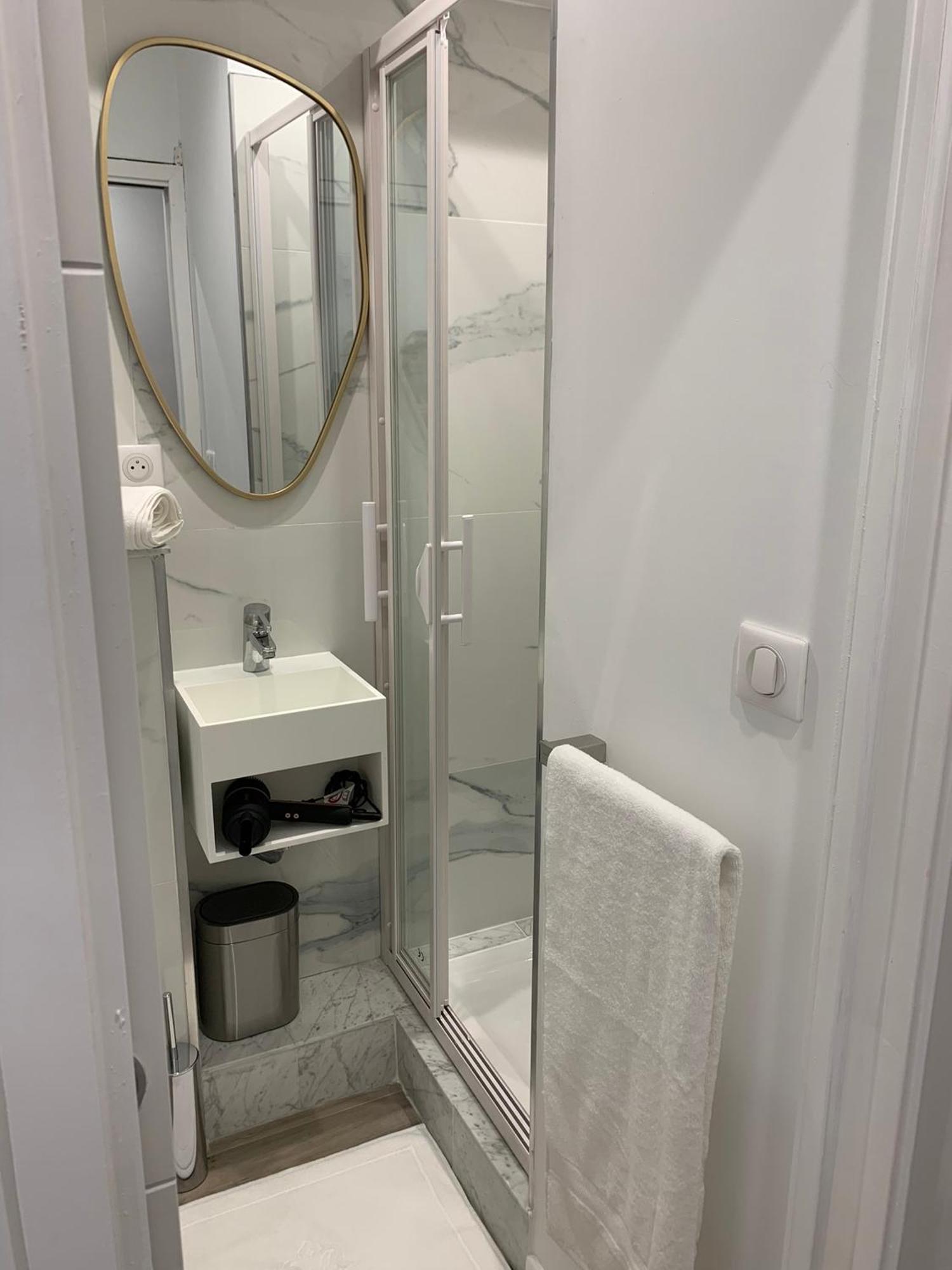Gallia - - 15 Min Palais - Centre Apartment