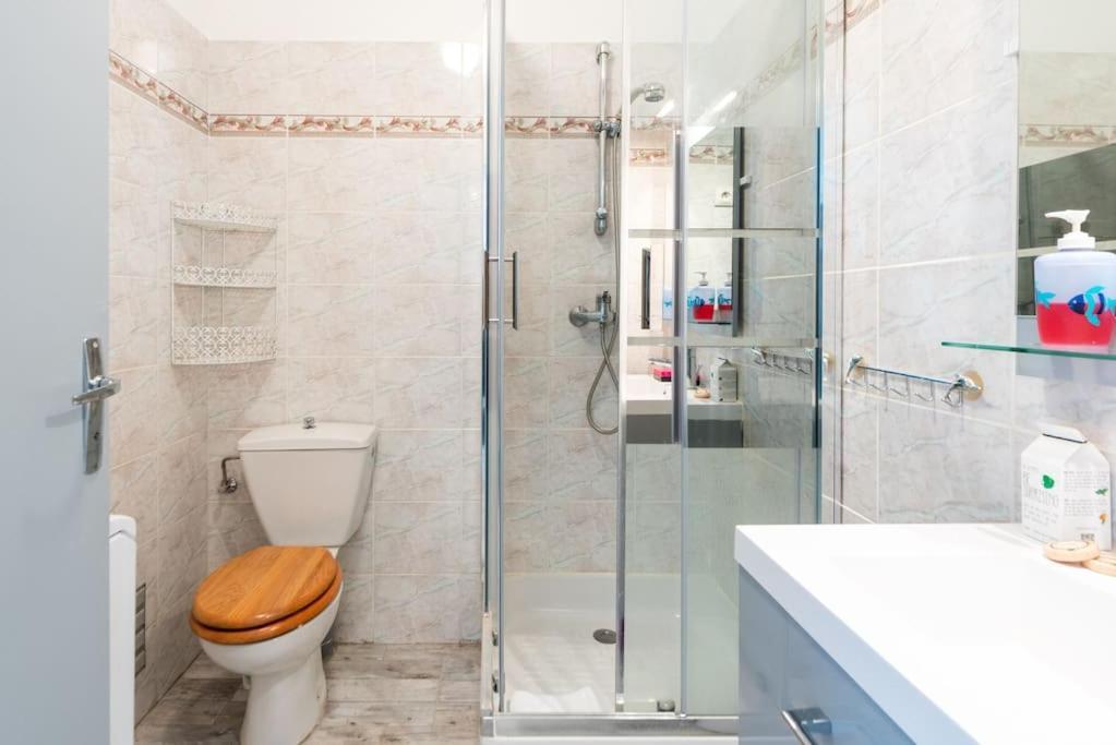 Appartement Le Royal Adorable Avec Terrasse, Parfait Pour Les Couples Et A Deux Pas De La Croisette *