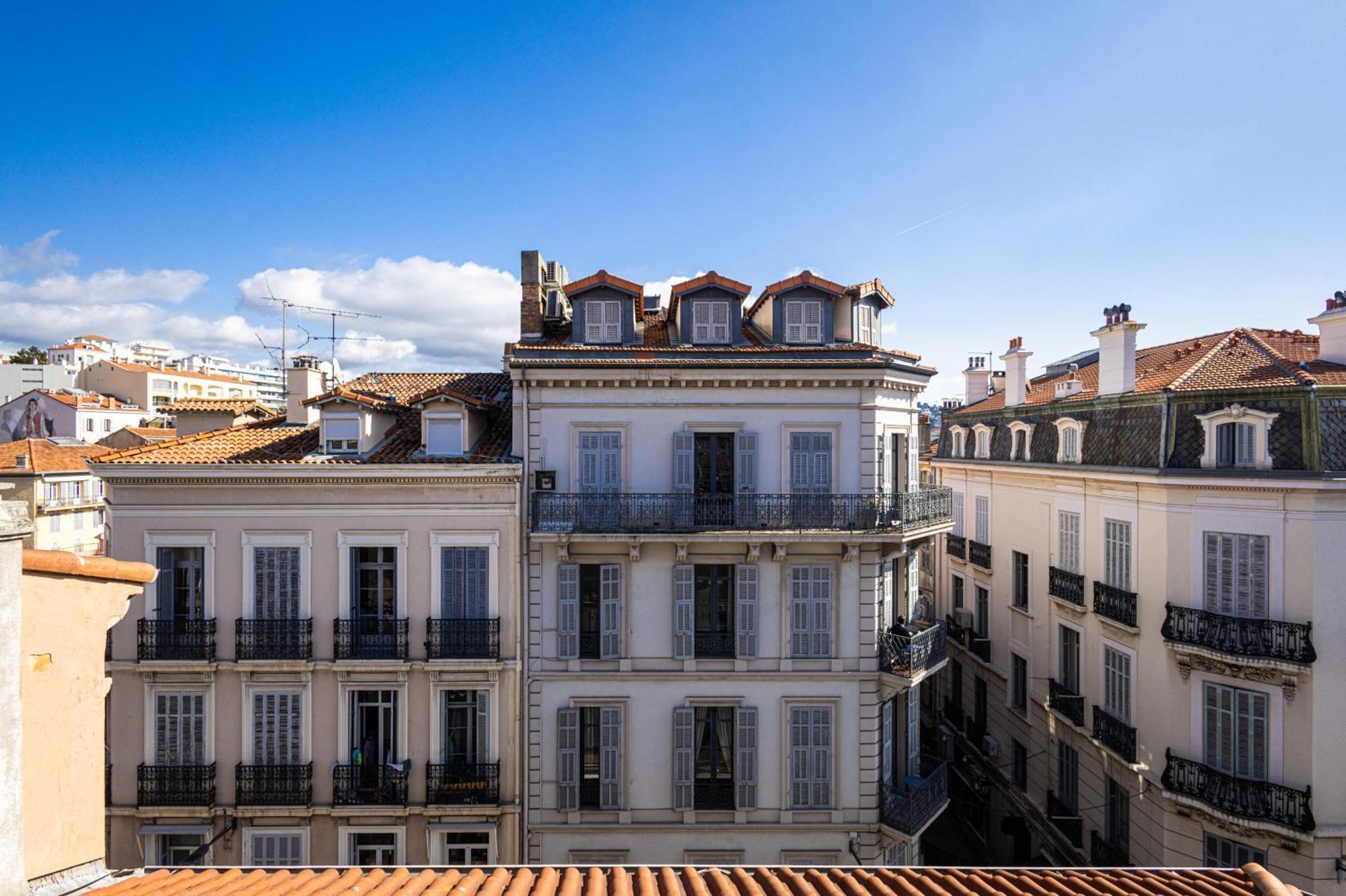 Apartment Triplex 150m2 Coeur Vieille *