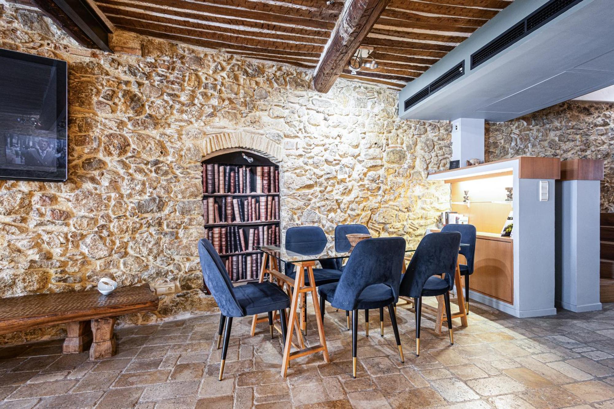 Apartment Triplex 150m2 Coeur Vieille
