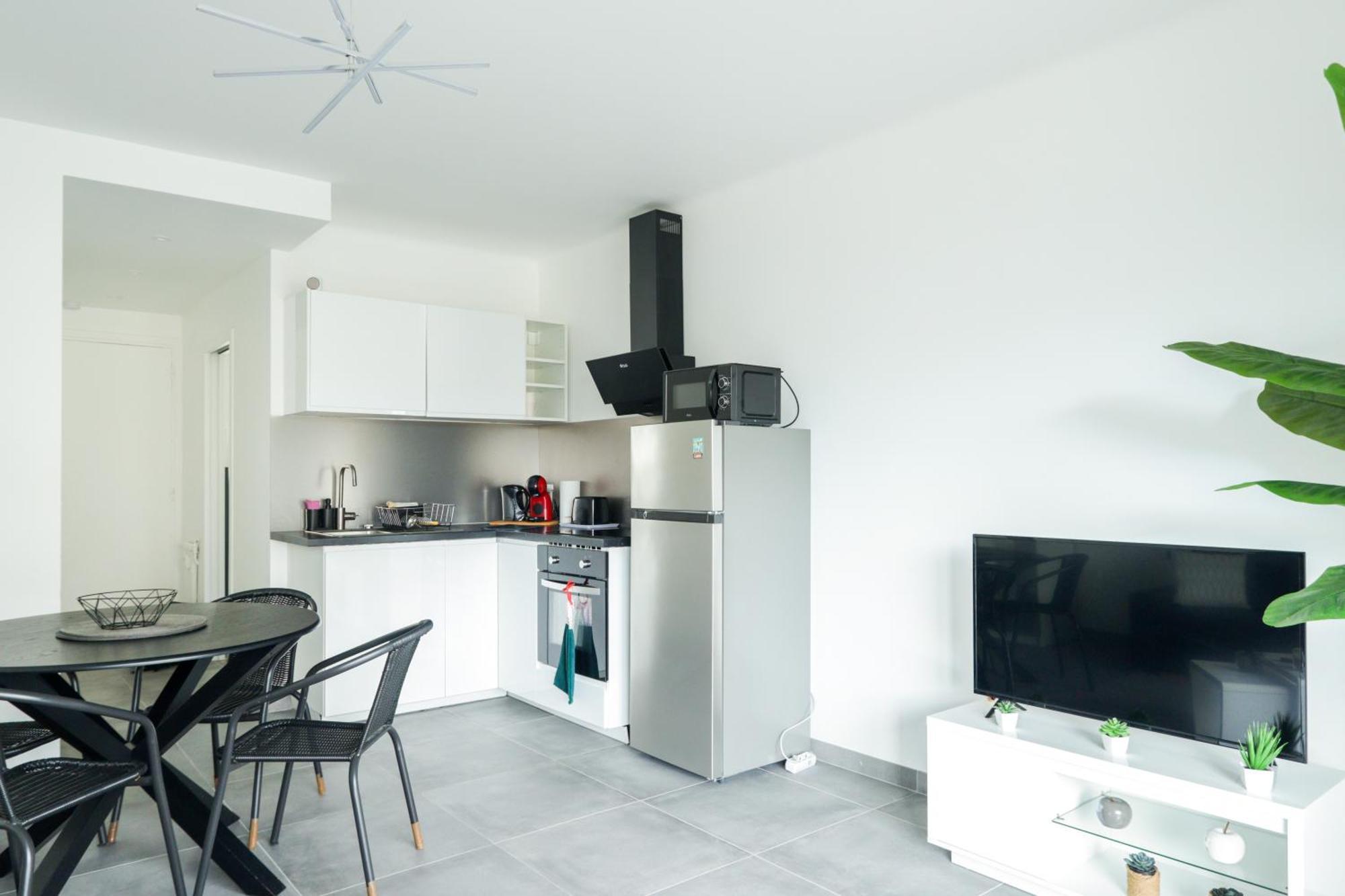 Apartment Cosy A 2 Pas De La Croisette Cannes