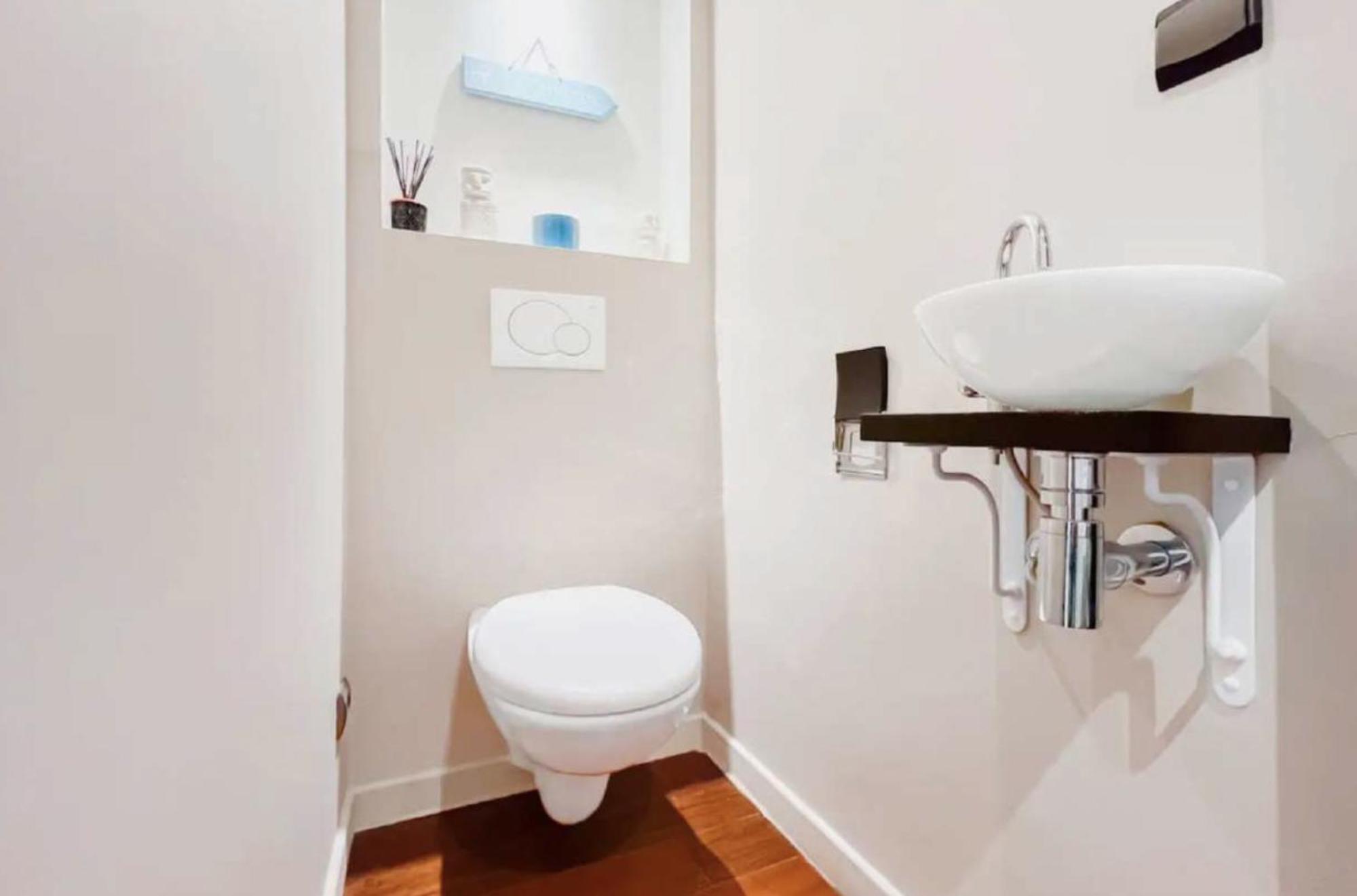 New 2br In Center Apartment Cannes