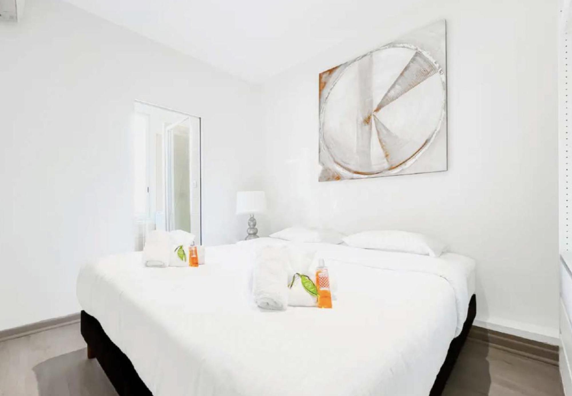 New 2br In Center Apartment Cannes