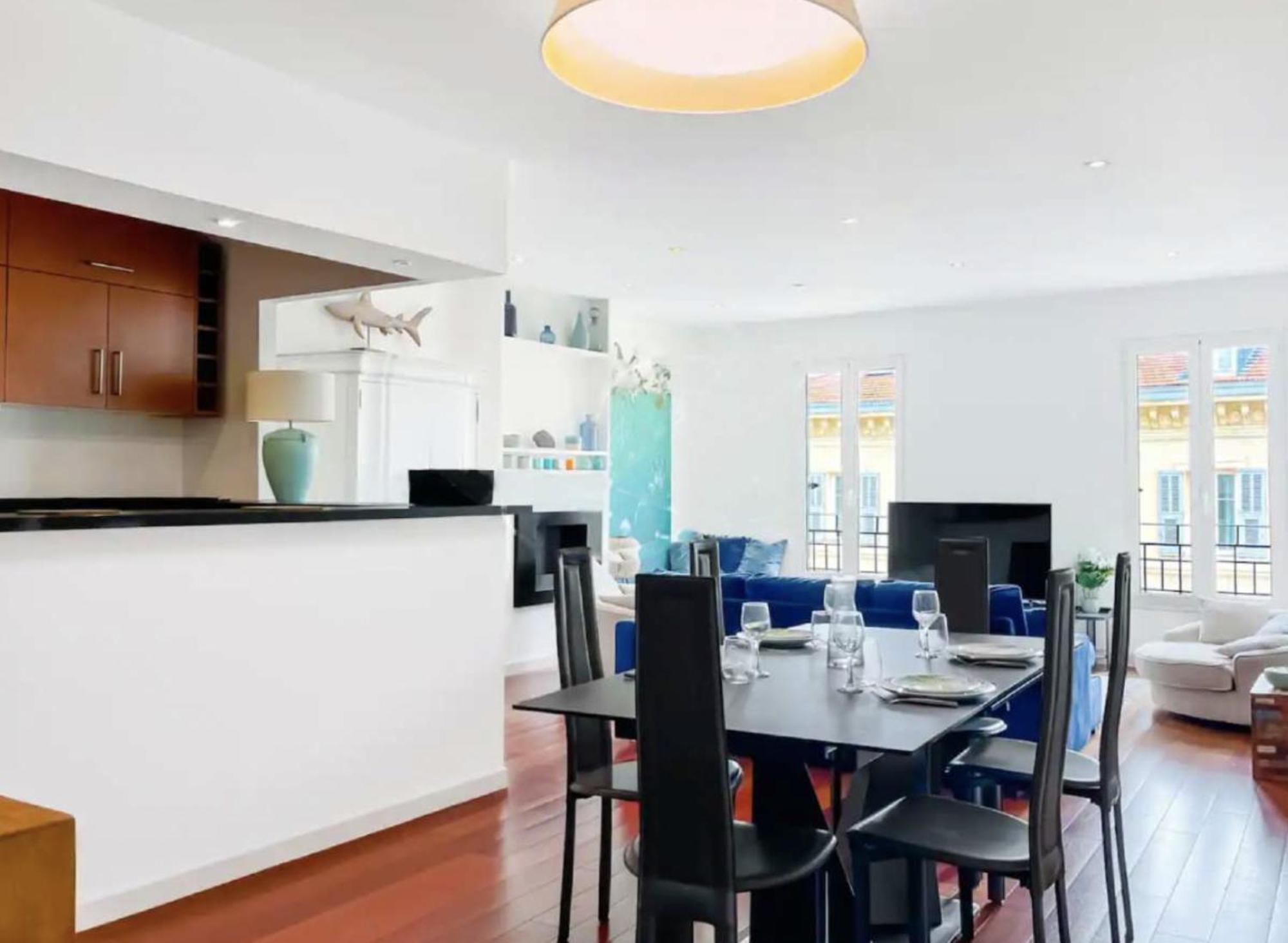 New 2br In Center