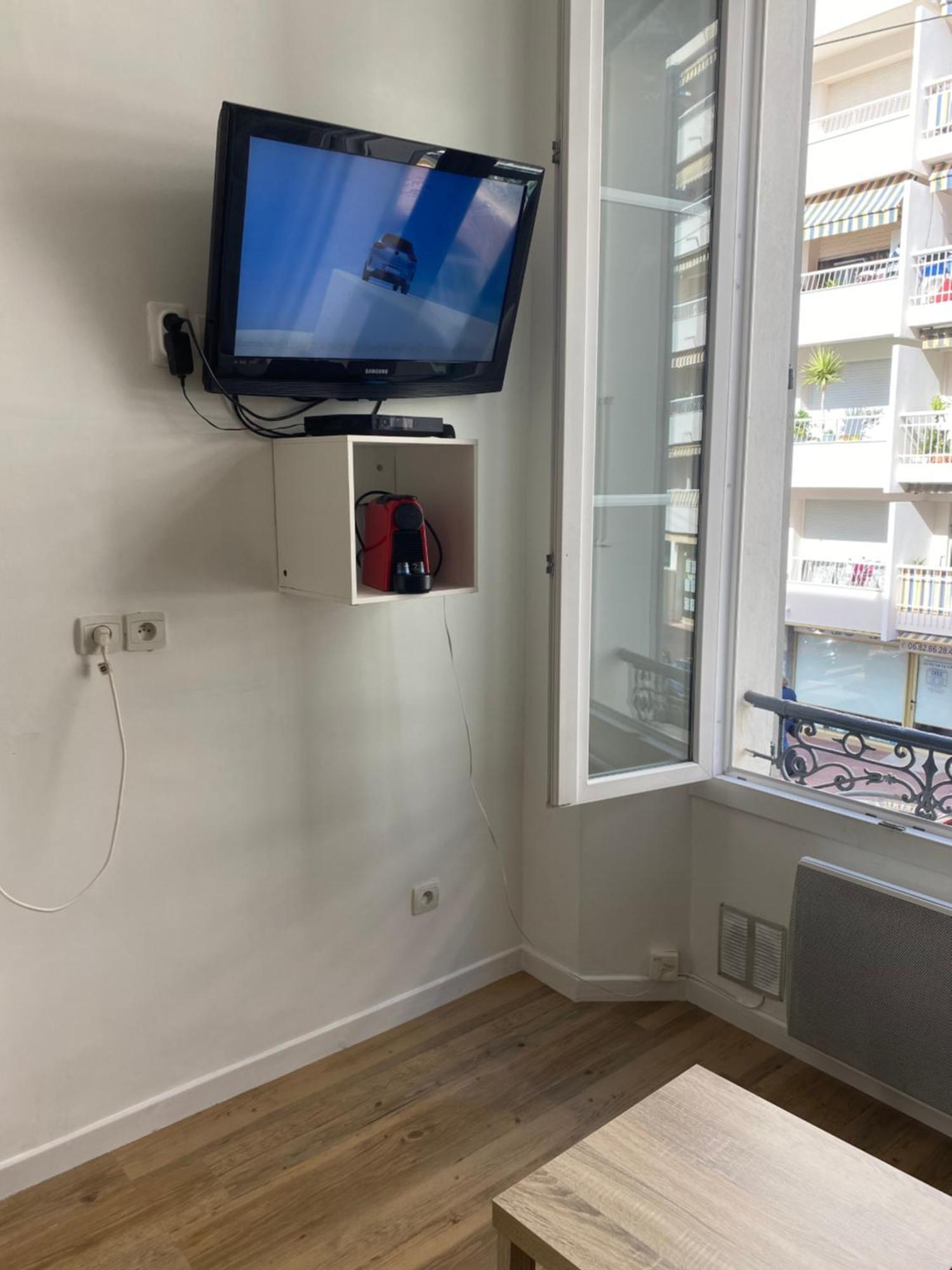 Smart Apartment