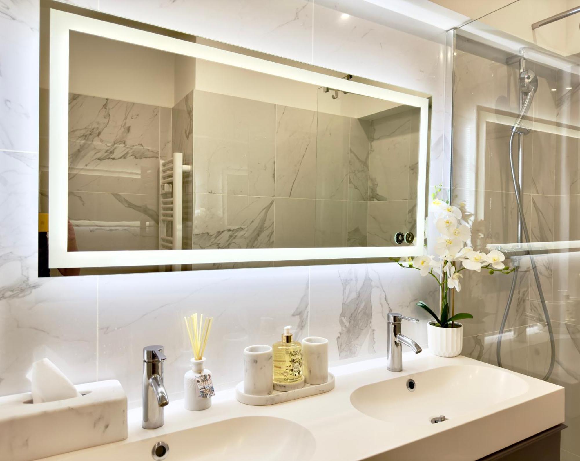 Superbe 3 Pièces 80m2 - Espace Bureau - 2mn Croisette Appartement Cannes
