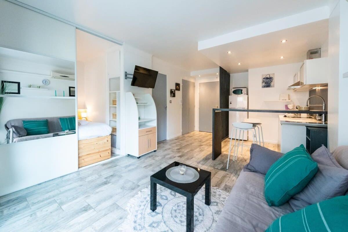 Le Royal Adorable Avec Terrasse, Parfait Pour Les Couples Et A Deux Pas De La Croisette *