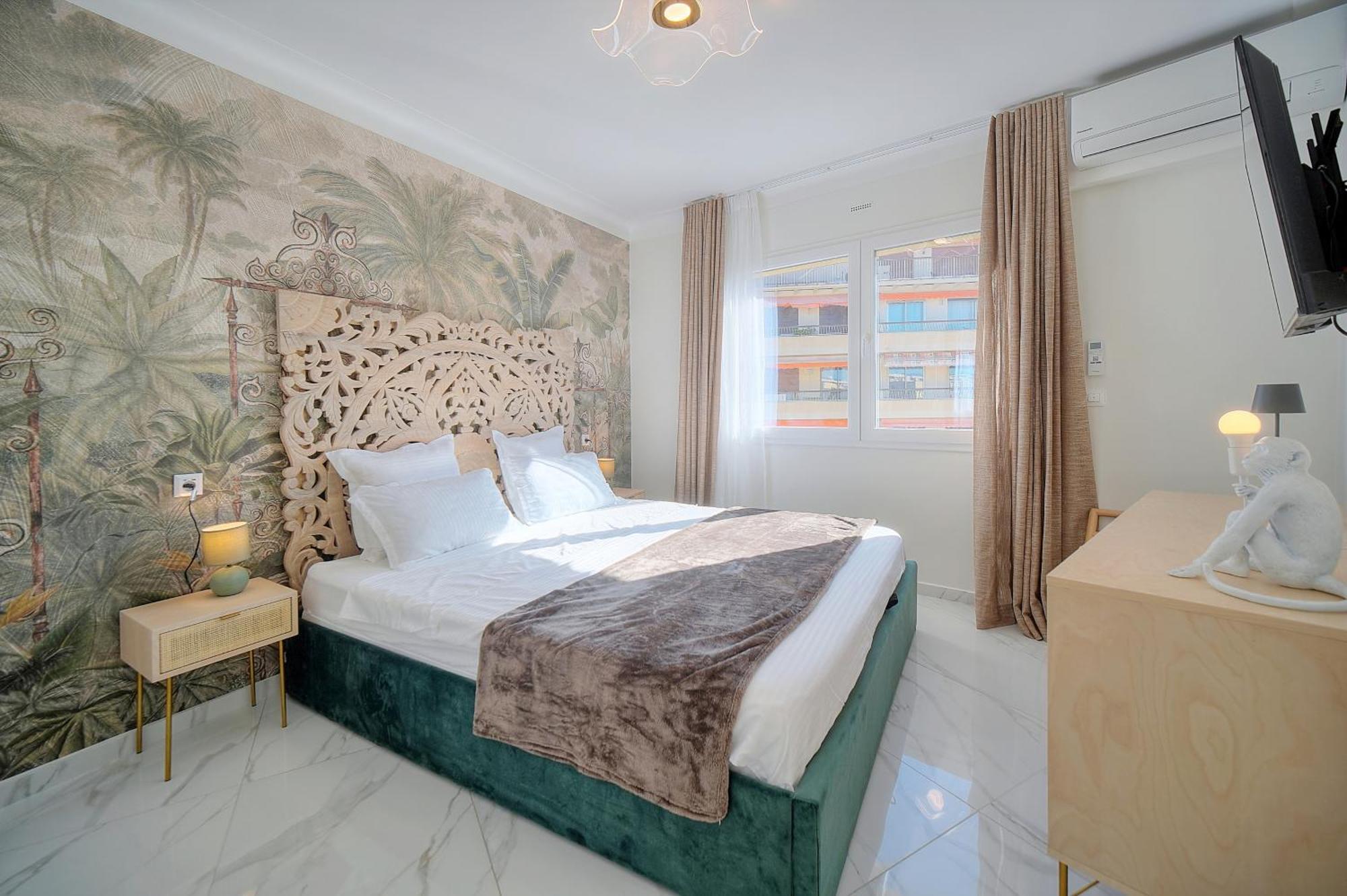 Seabatical By The Beach, 2bed And 2baths * Cannes