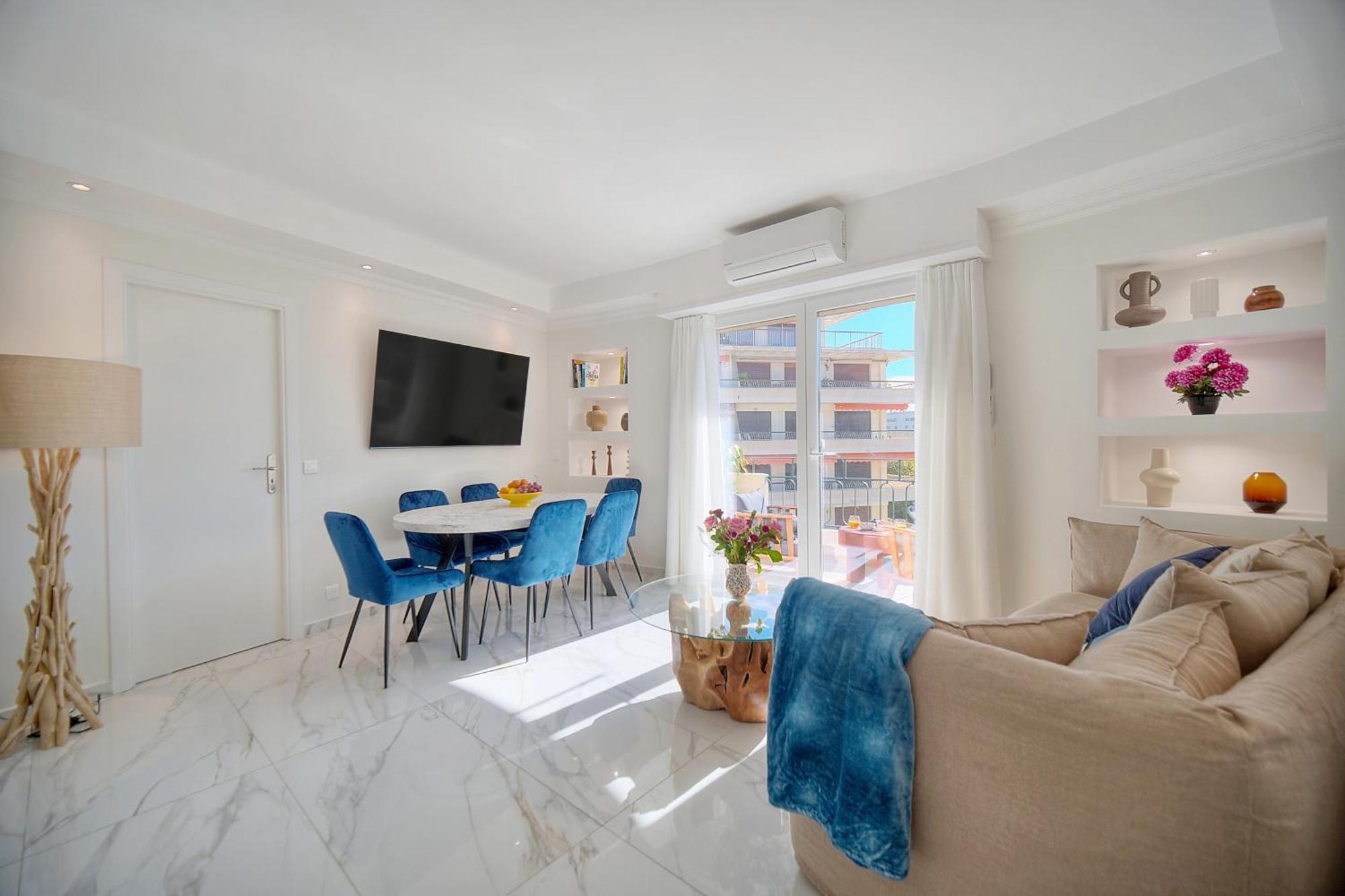 Seabatical By The Beach, 2bed And 2baths Apartment *