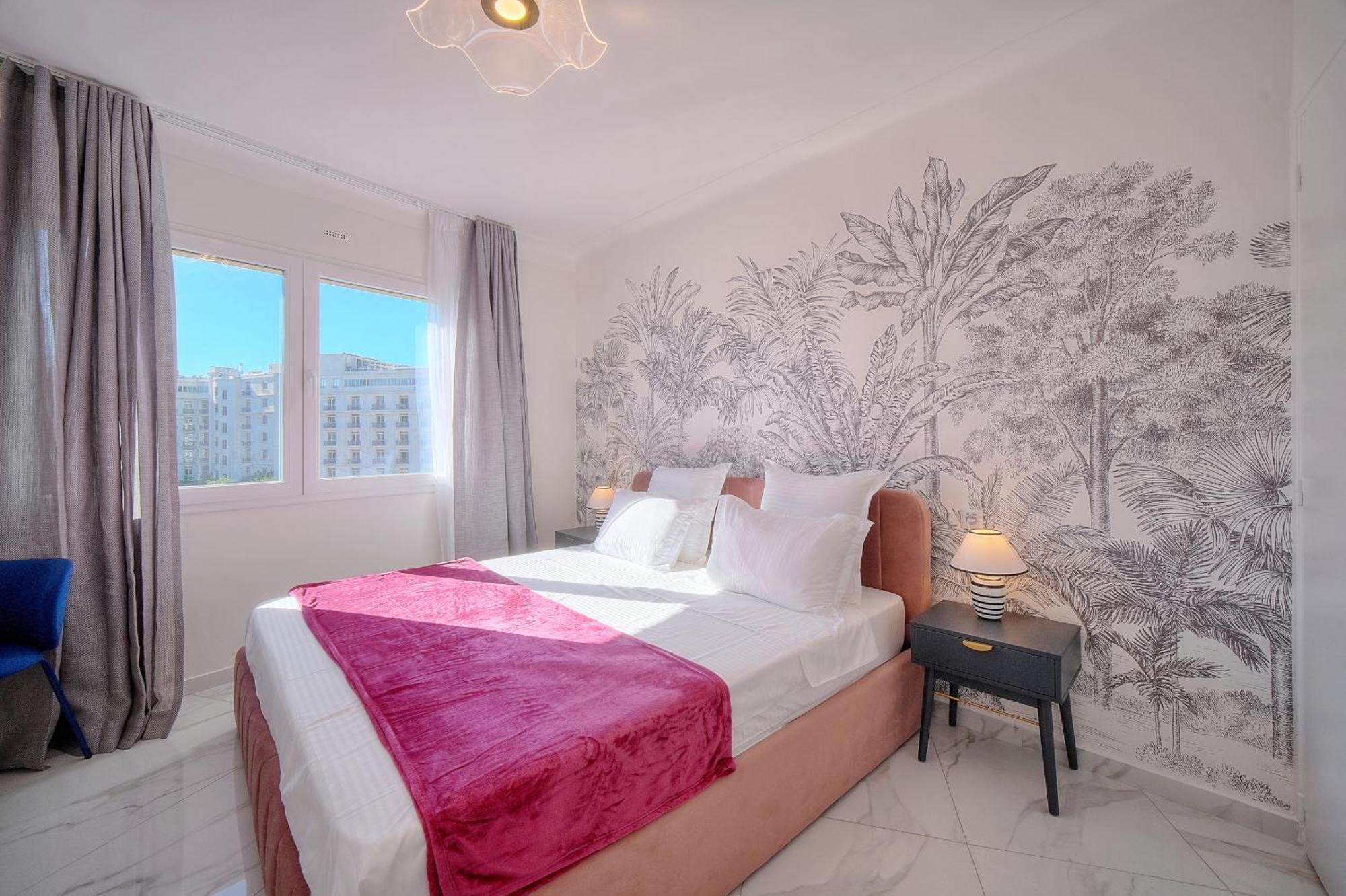 Seabatical By The Beach, 2bed And 2baths *