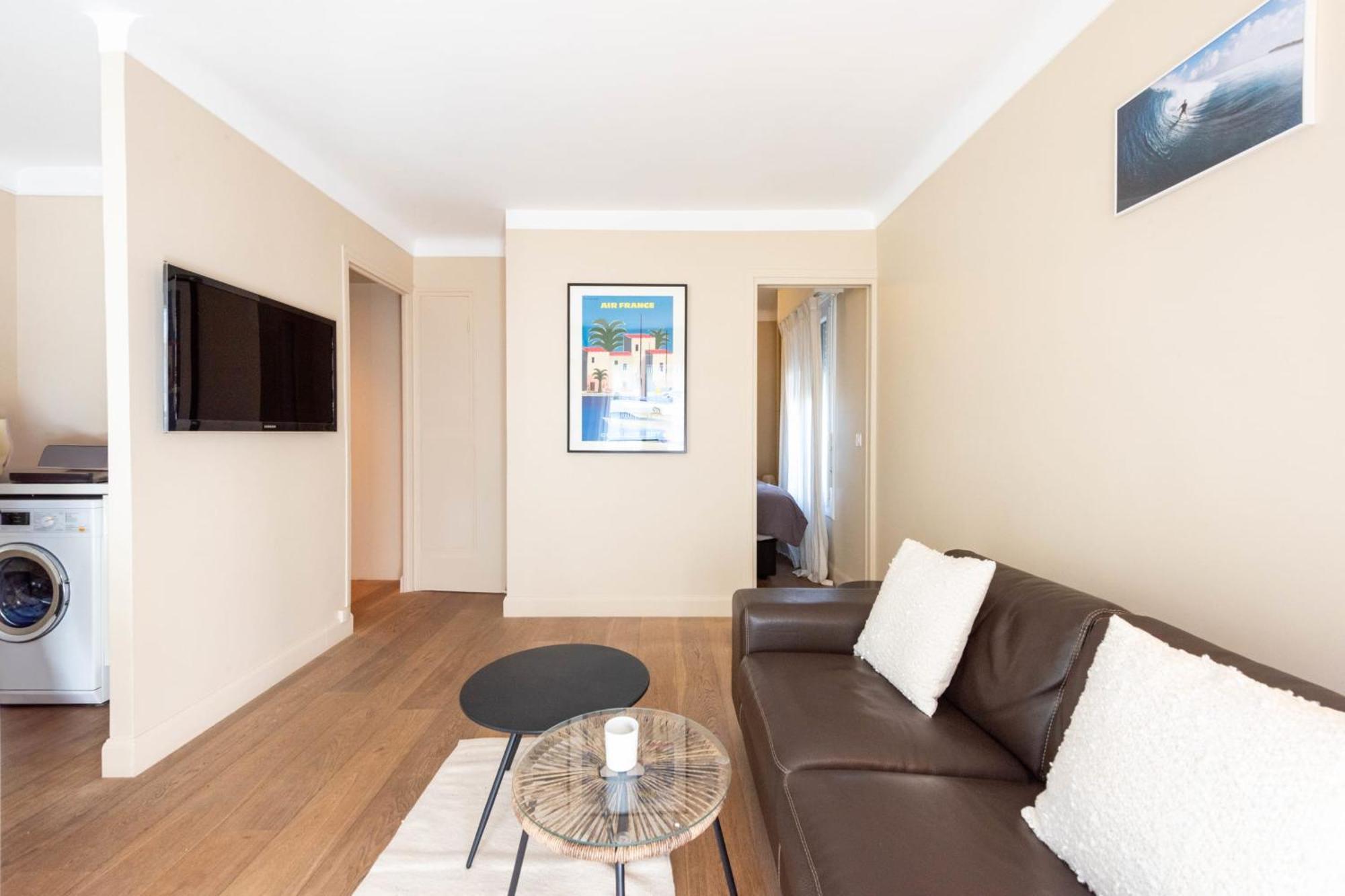 1-br Quiet Balcony