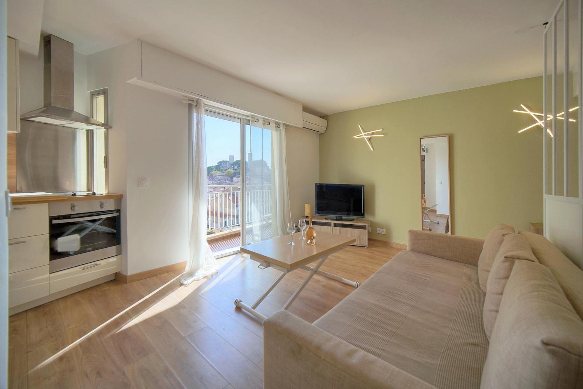 Moderne Renove A0b198 * Cannes