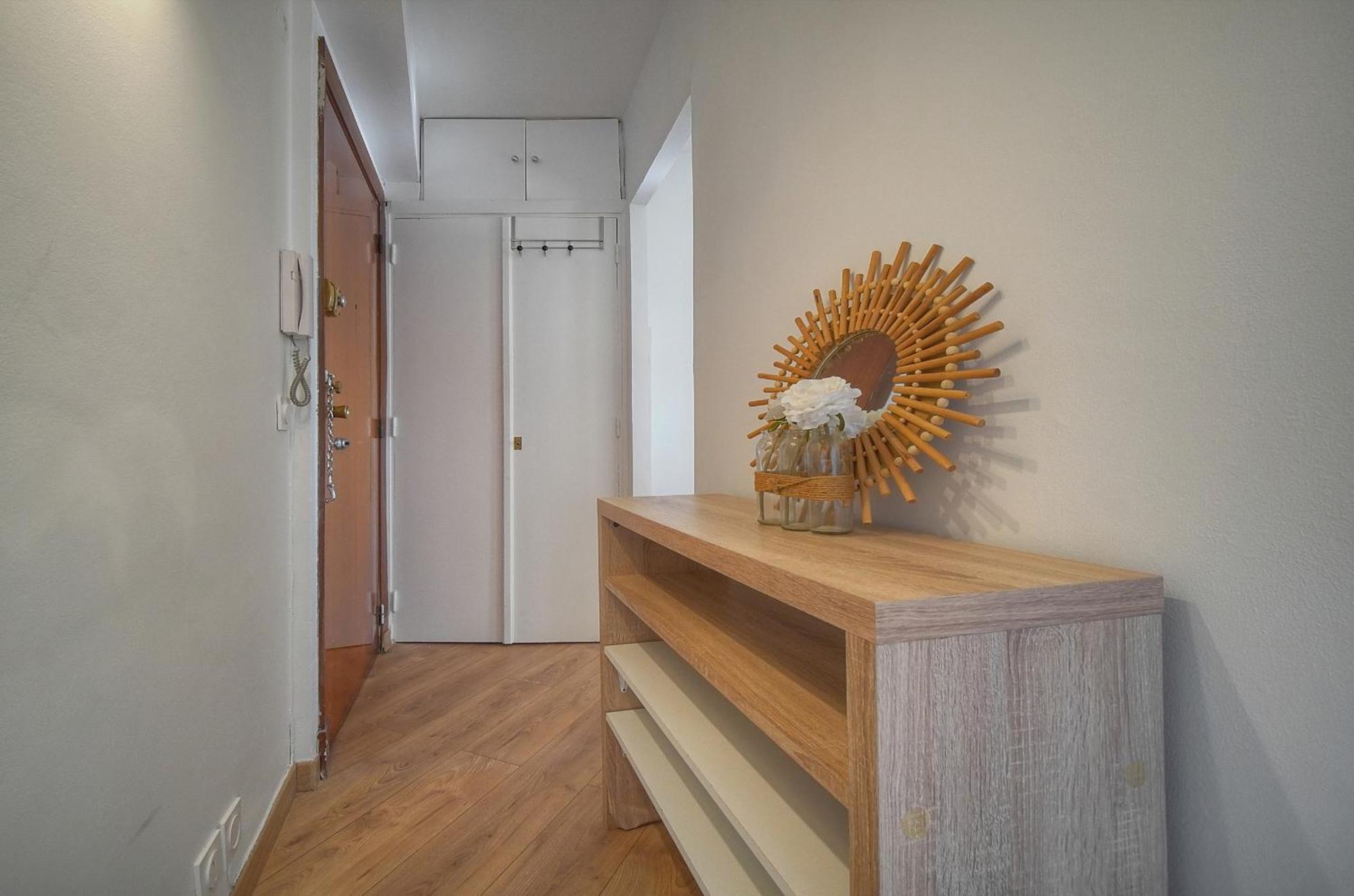 Moderne Renove A0b198 * Cannes
