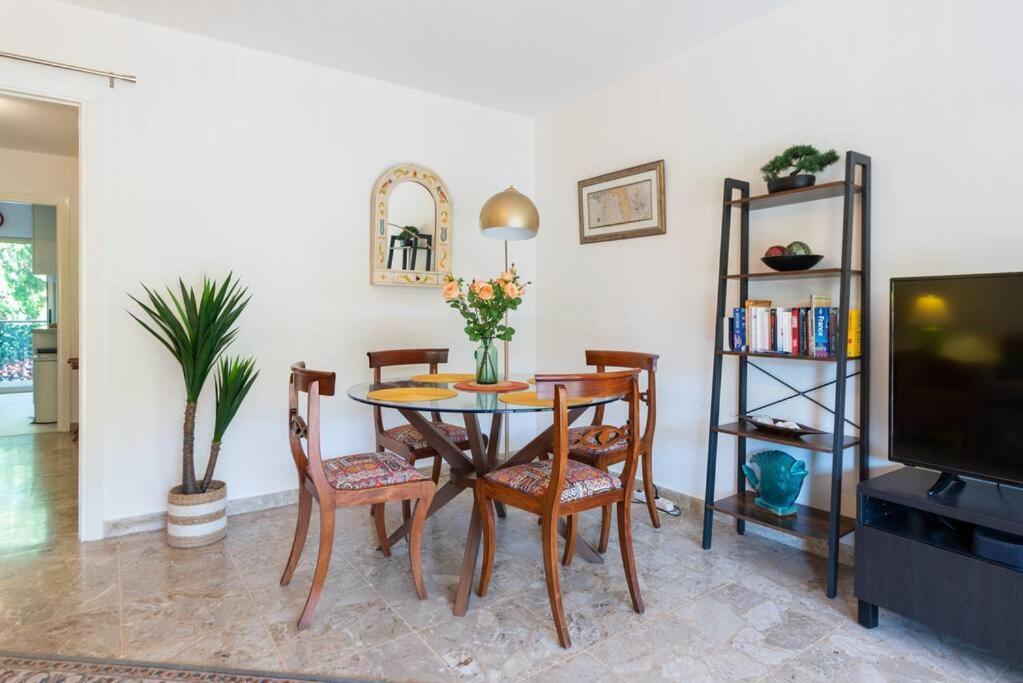 Le Cardiff Avec Grand Balcon, Piscine Et Parking, Un Fabuleux Familial En Basse Californie Apartment Cannes
