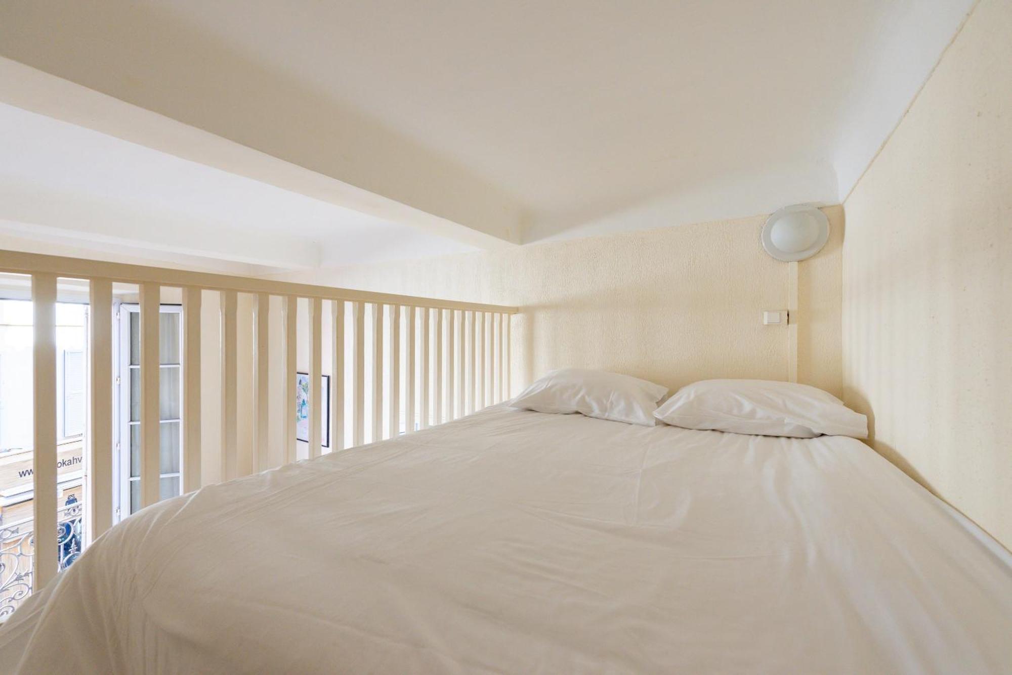 Le Retro Avec Mezzanine, Position Exceptionnelle Et Strategique En Plein Centre Apartment Cannes