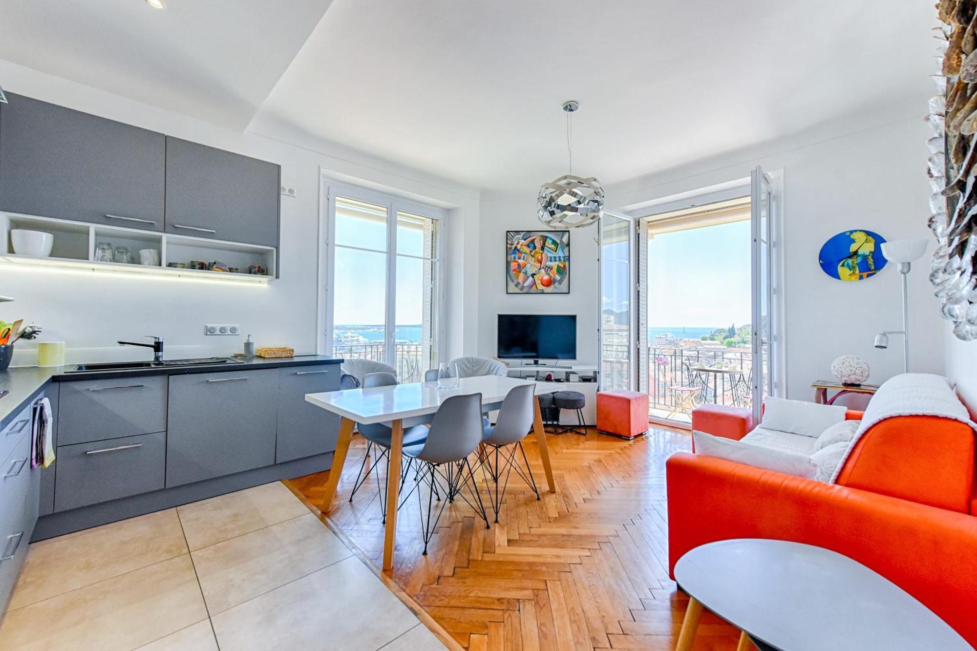Le Sinatra Splendide Vue Panoramique Et Balcon, Ideal Pour Des Sejours De Loisirs Ou Business Appartement *