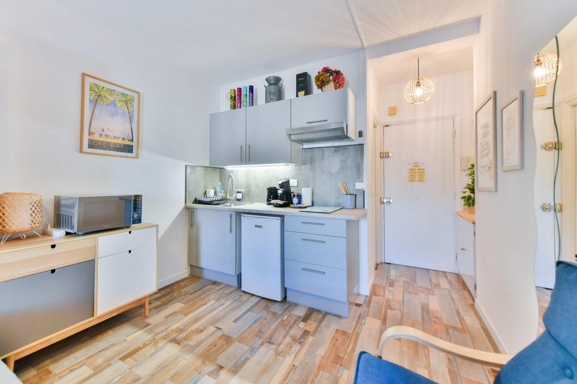 Le Festif Splendide Avec Loggia Au Carre D'or, Joie Speciale Pour Deux *