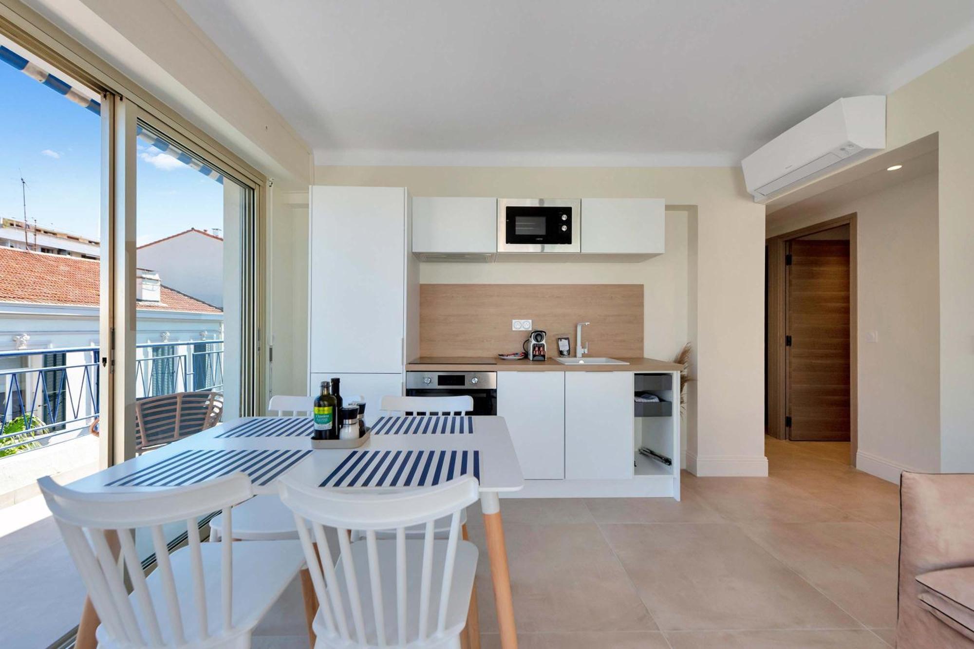 L'athena Elegant Avec Sublime Terrasse, Position Parfaite Pour Un Sejour Incroyable Apartment