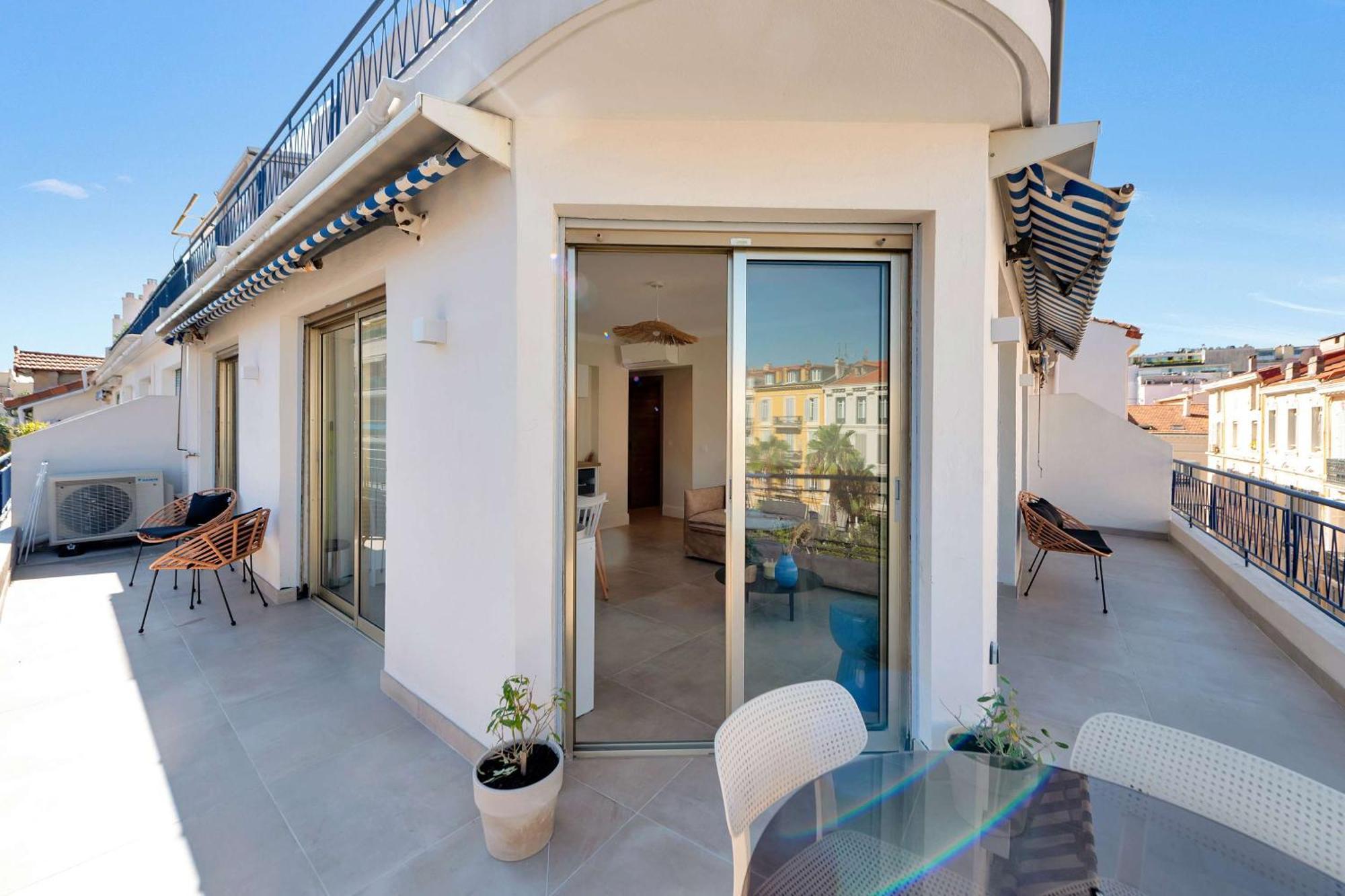 L'athena Elegant Avec Sublime Terrasse, Position Parfaite Pour Un Sejour Incroyable Apartment Cannes