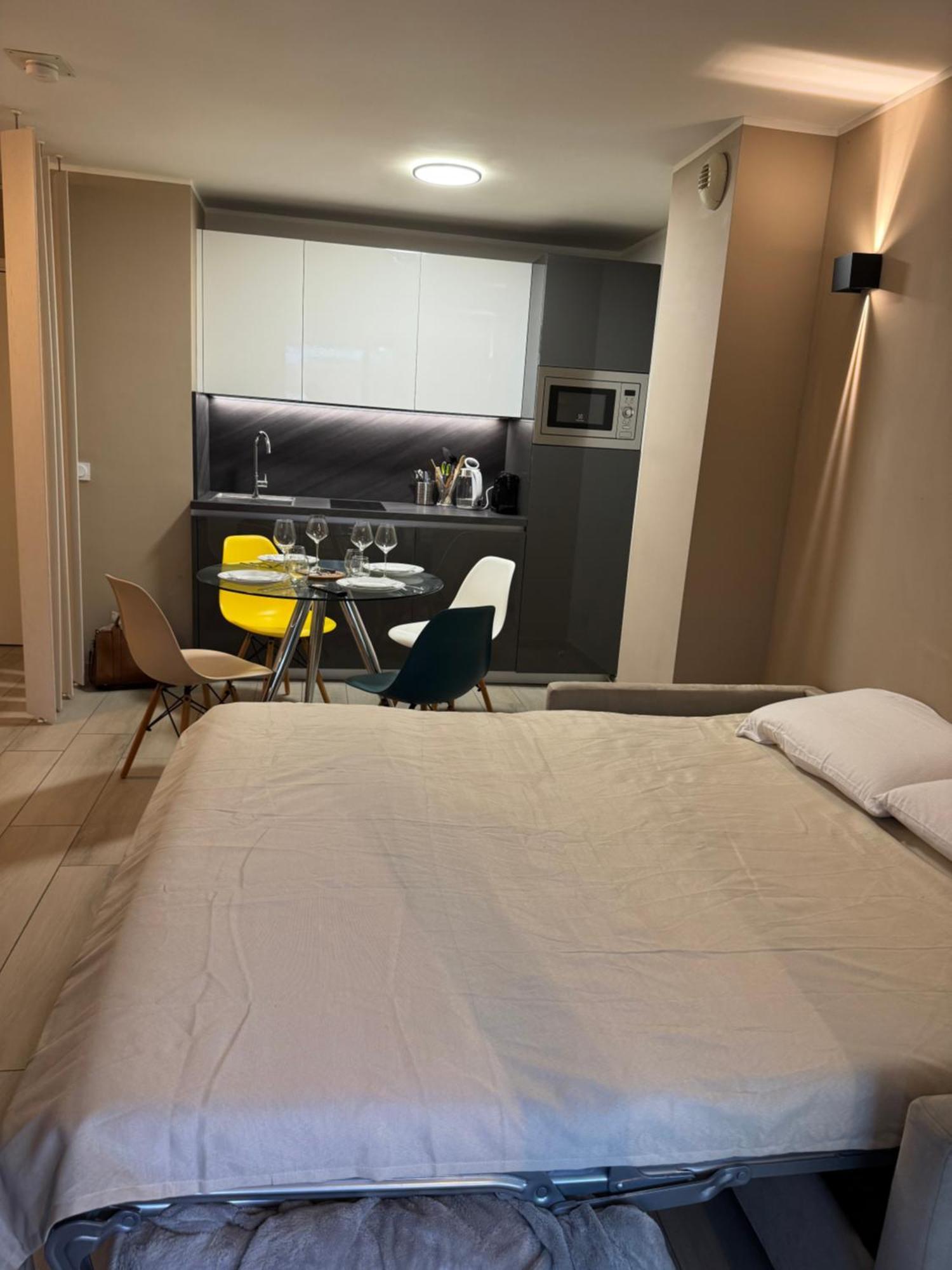 Apartment Proche De La *