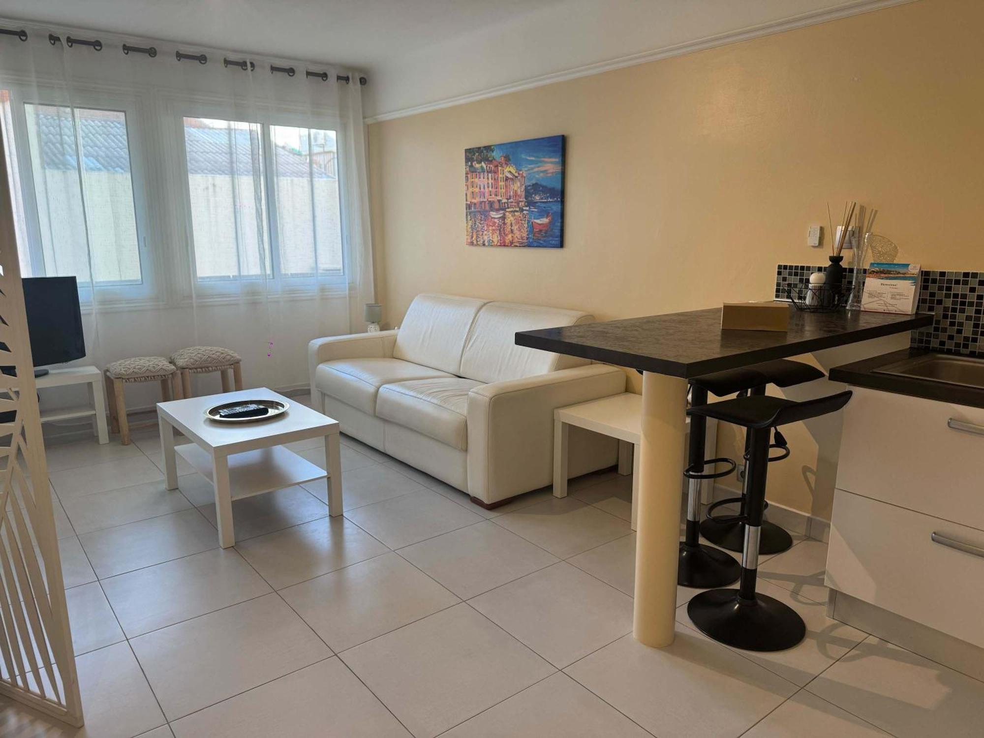 Apartment B075-studio Agreable Centre
