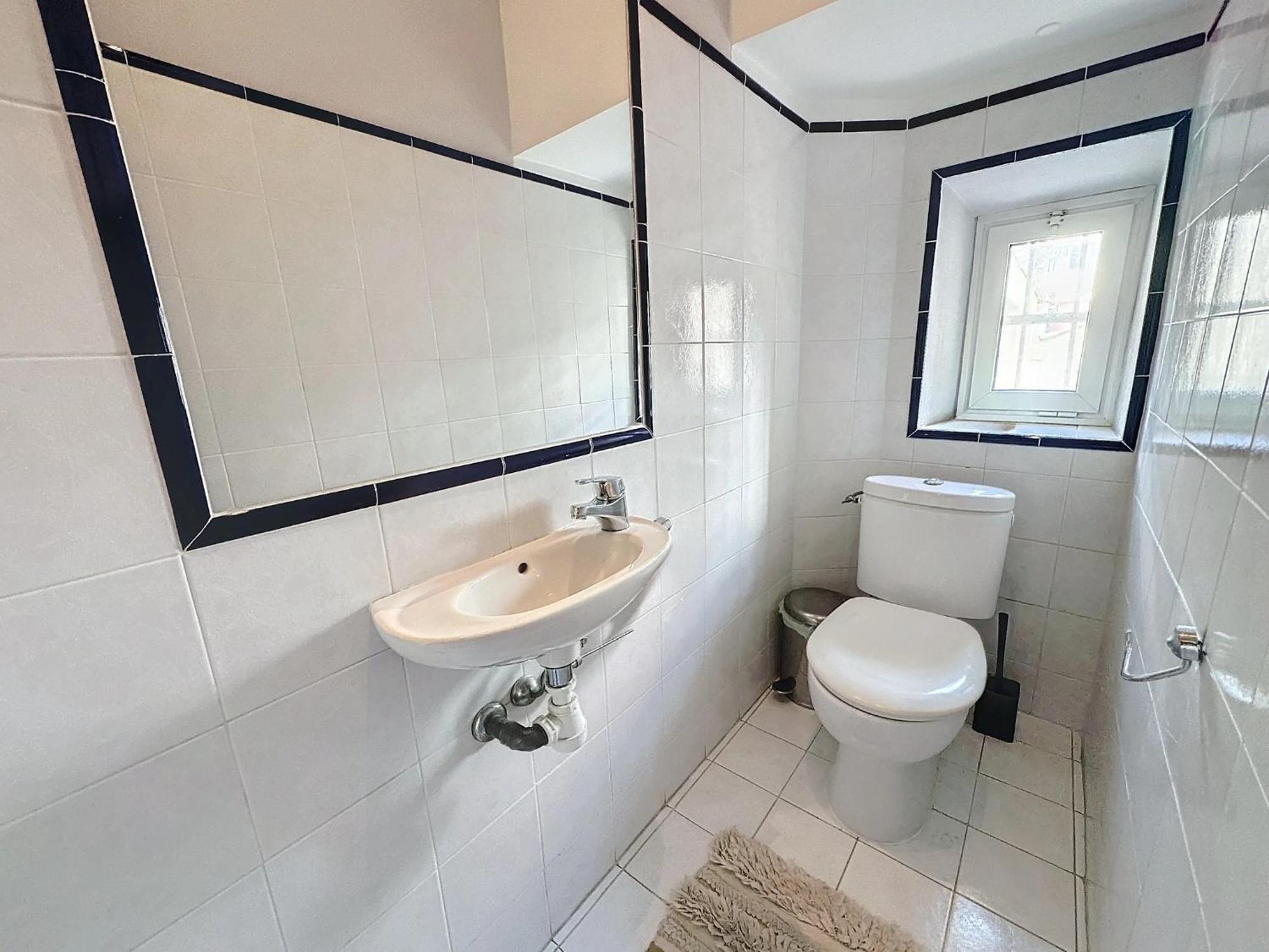 Beautiful 2 Bedroom Bourgeois Style Antibes 333 Cannes
