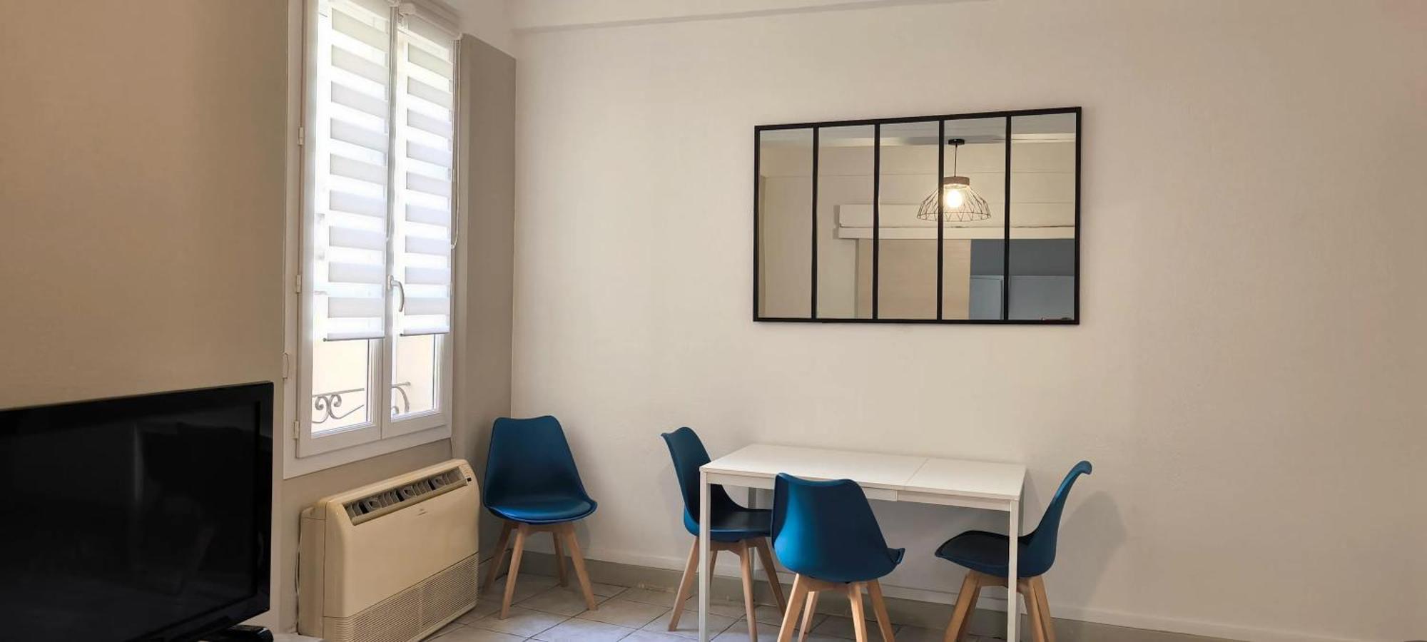 Confortable A Avec Climatisation 53 M² Apartment