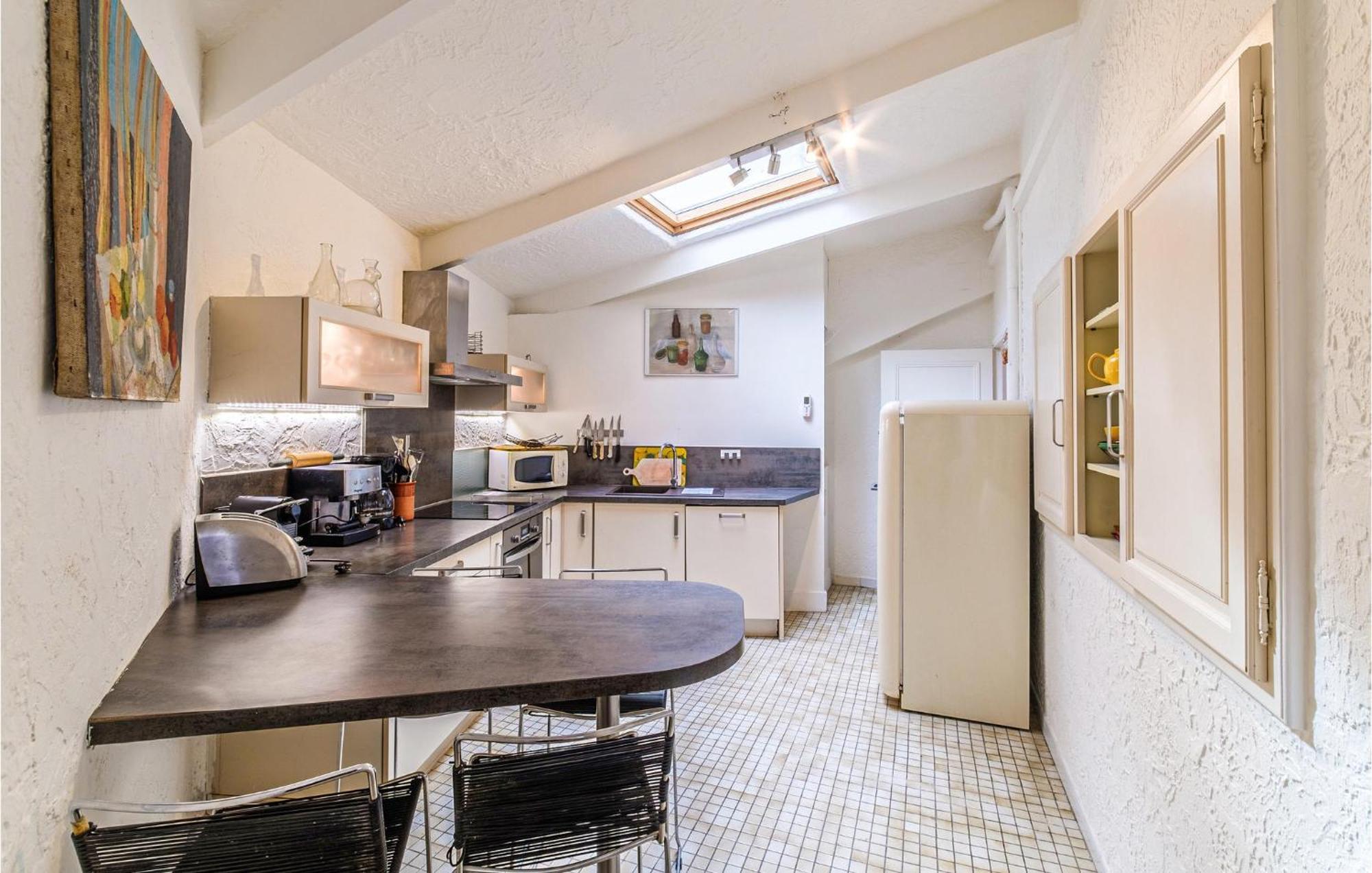 Holiday home Beautiful In With Kitchen *