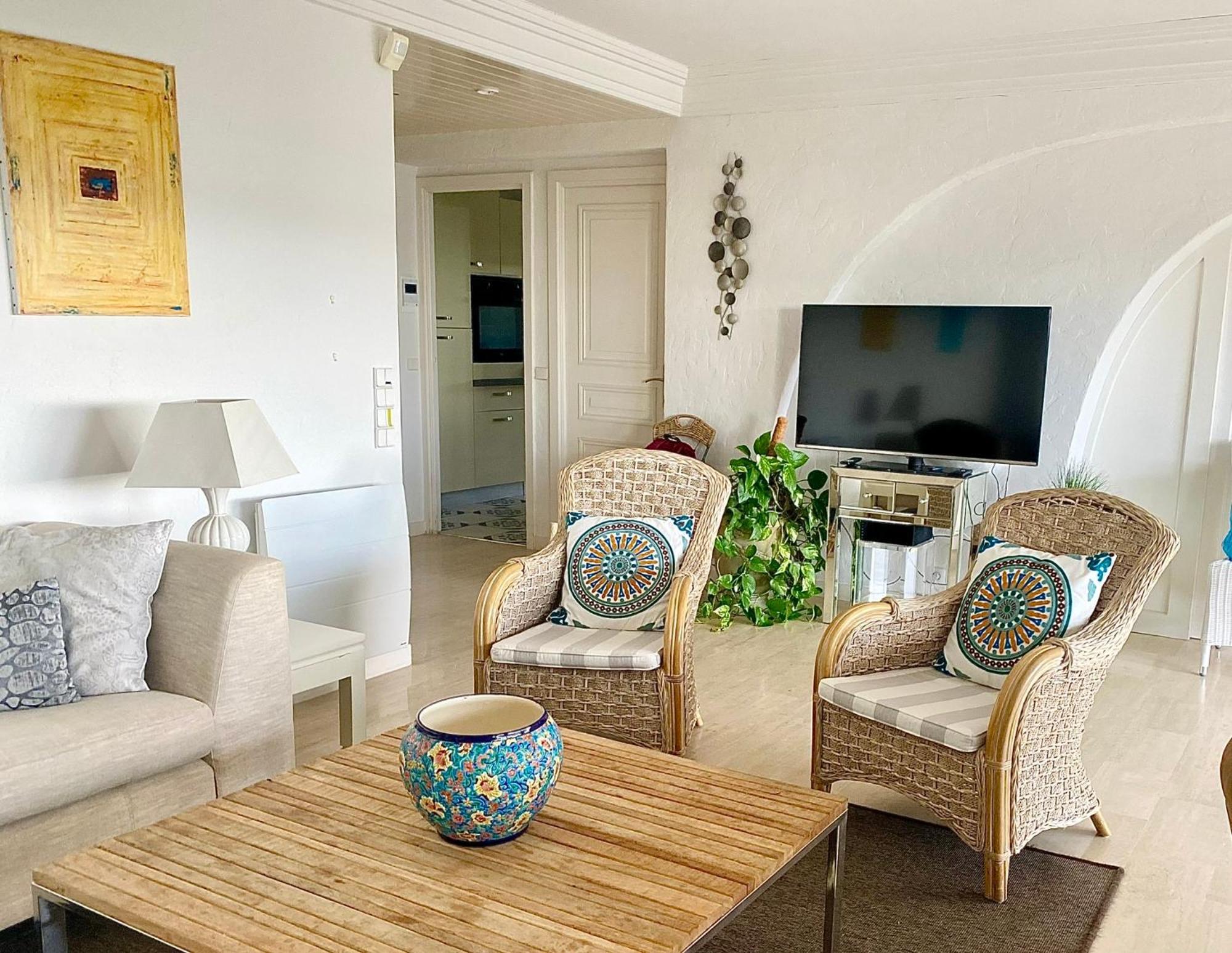 - Le Saint Georges Avec Superbe Jardin Et Vue Panoramique Appartement Cannes