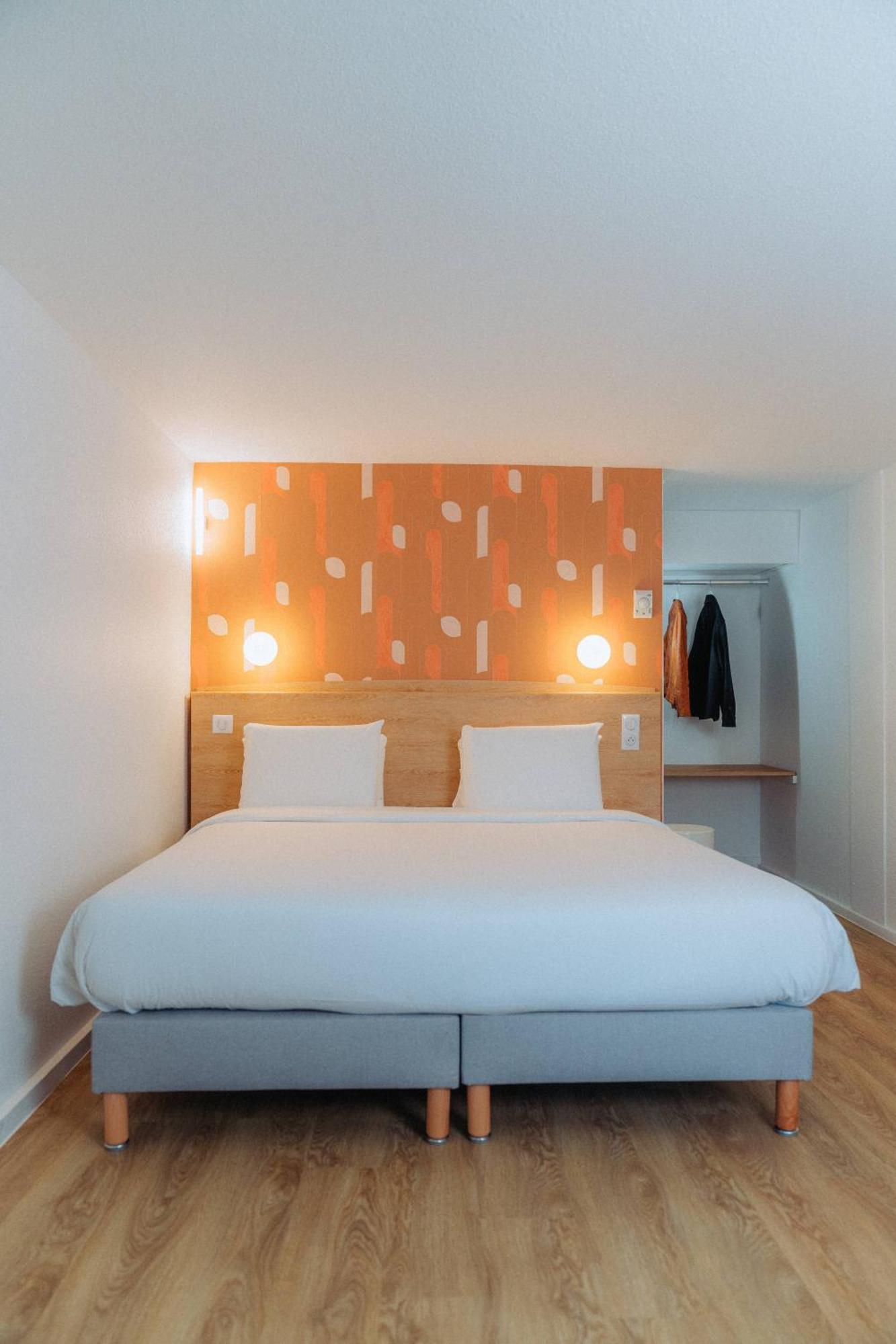 Hotel Kyriad - Mandelieu 3*
