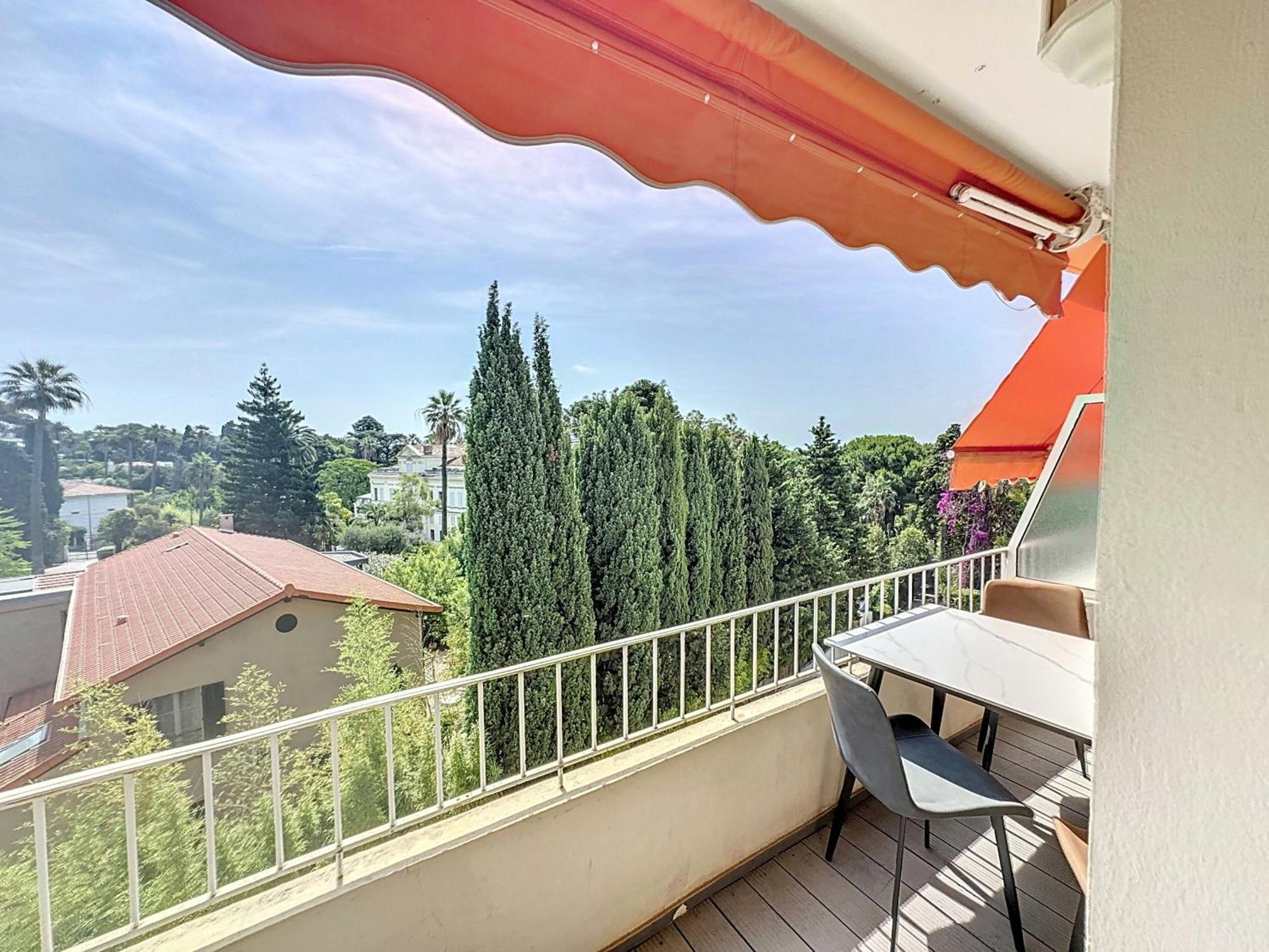 Apartment Superbe 2 Pieces 344l Jol