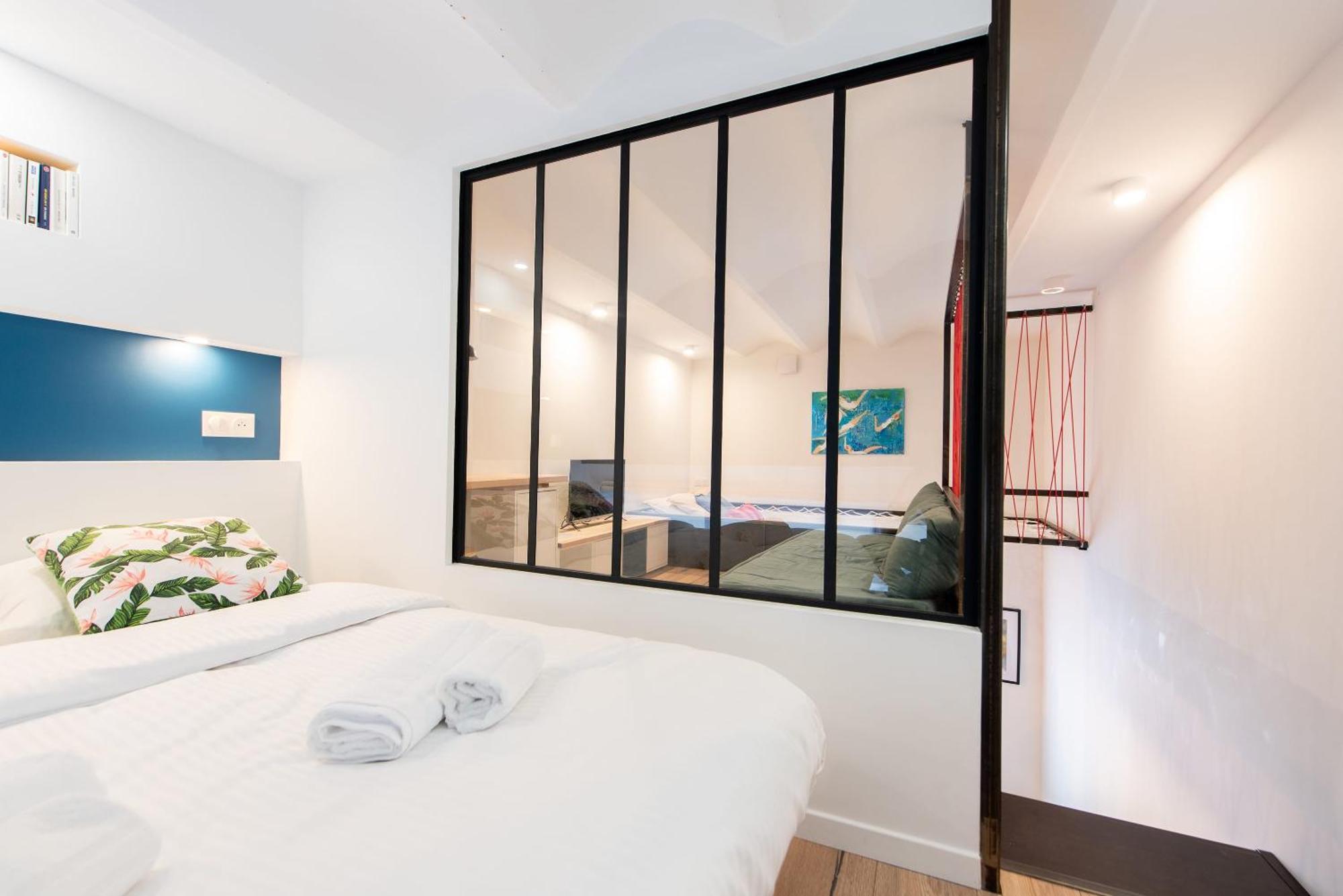 Le Chanceux Fabuleux Duplex En Design, Pour Loisir En Couple Ou Congres *