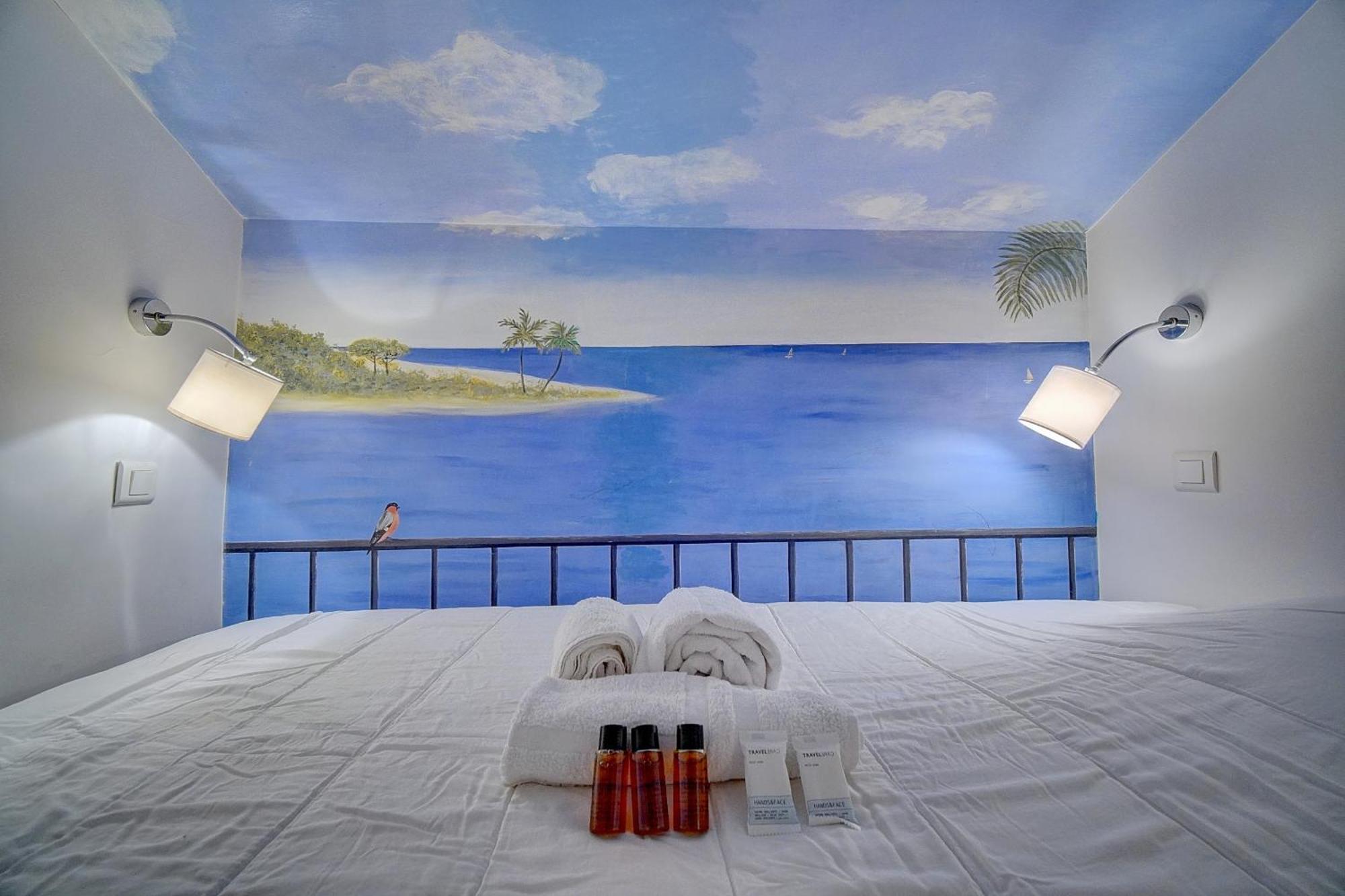 Exceptionnel 3 Pieces Avec Terrasse Vue Sur Vieux Port Centre L! A2b195 Cannes