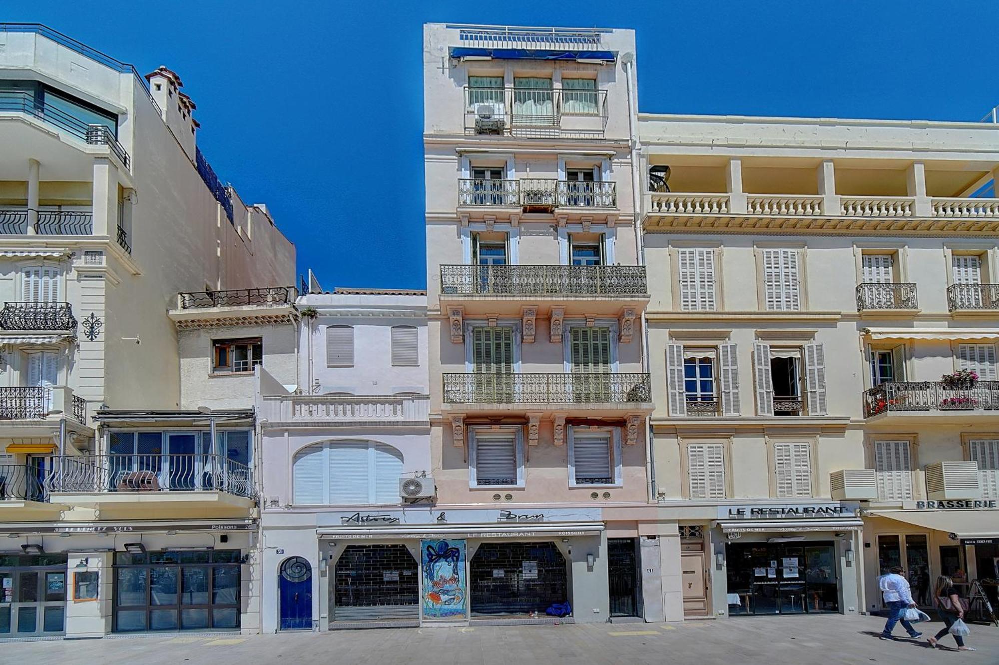 Lumineux 3 Pieces Renove Face Au Port L! A2b218 * Cannes