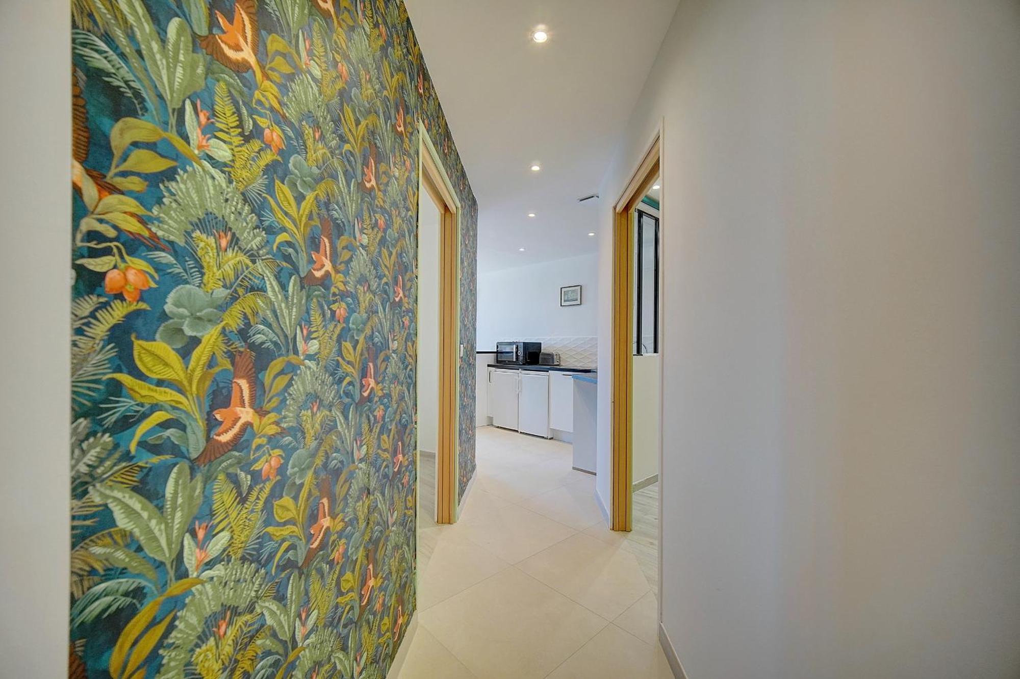 Lumineux 3 Pieces Renove Face Au Port L! A2b218 Apartment