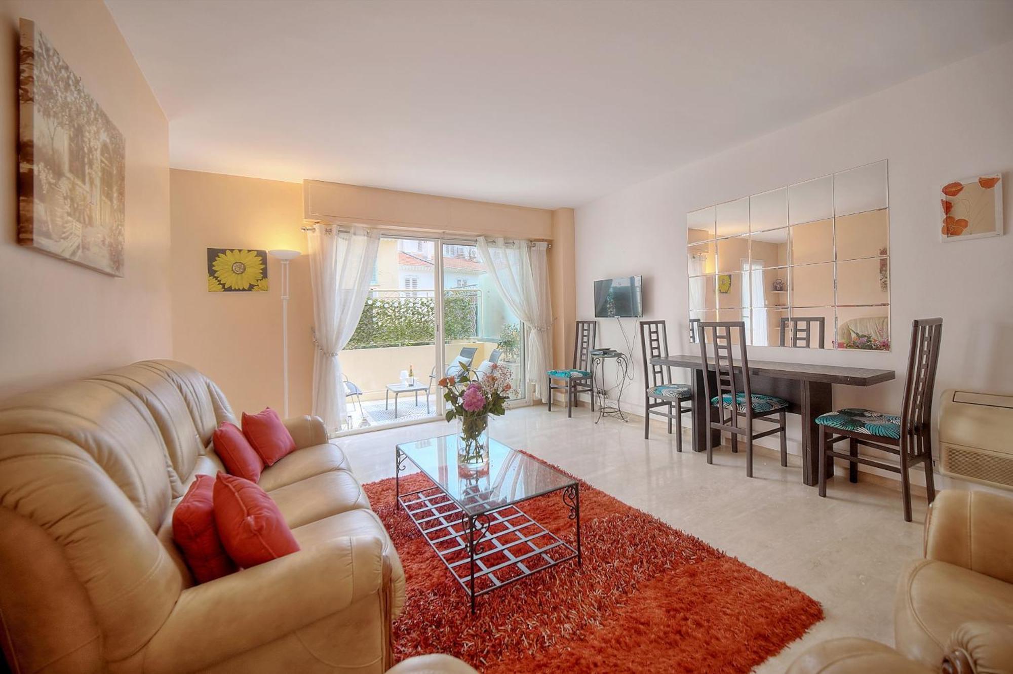 3 Pieces En Duplex , A2b103 * Cannes