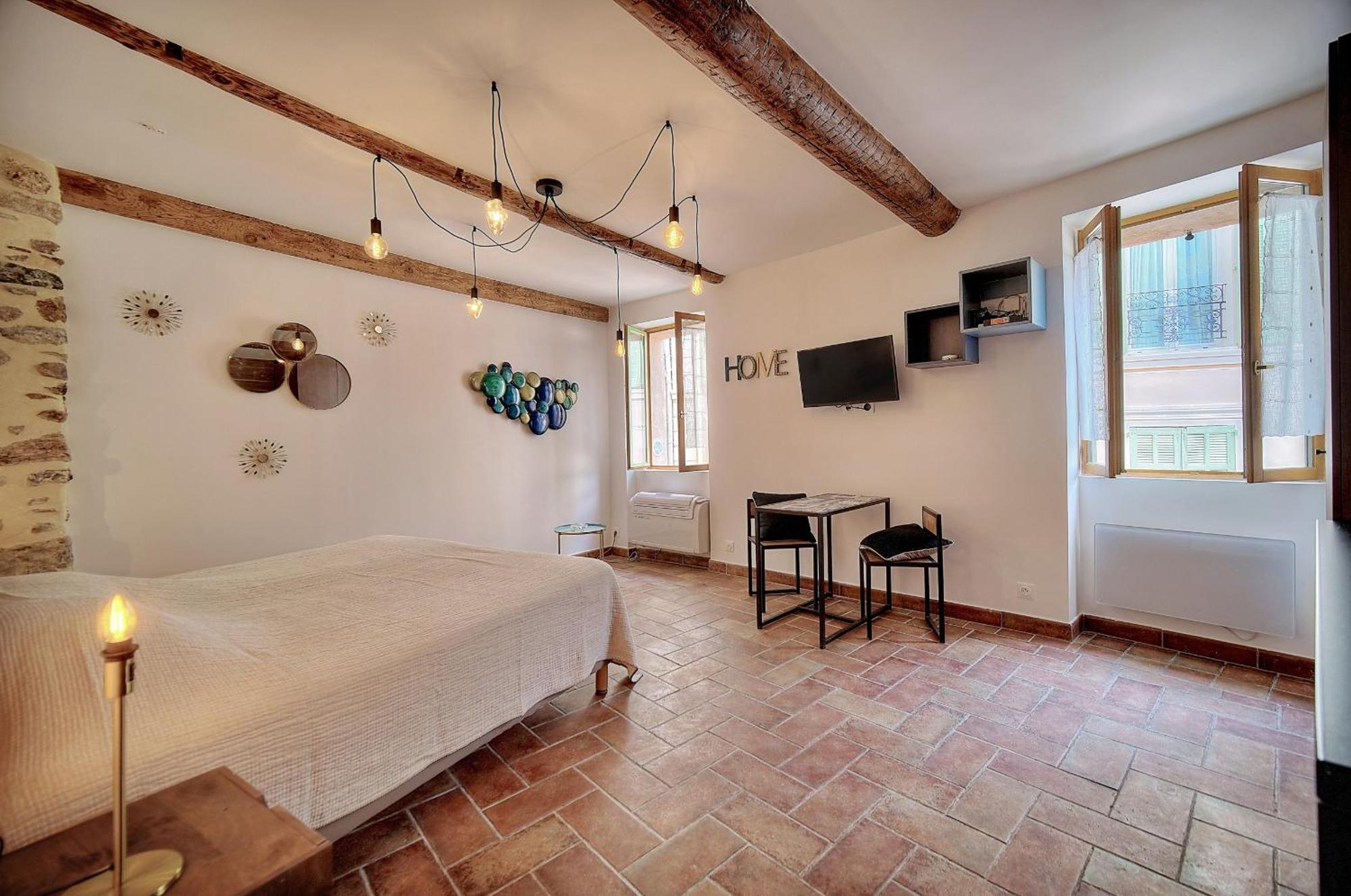 Agreable Quartier Suquet-vieux Port A0b185 Cannes